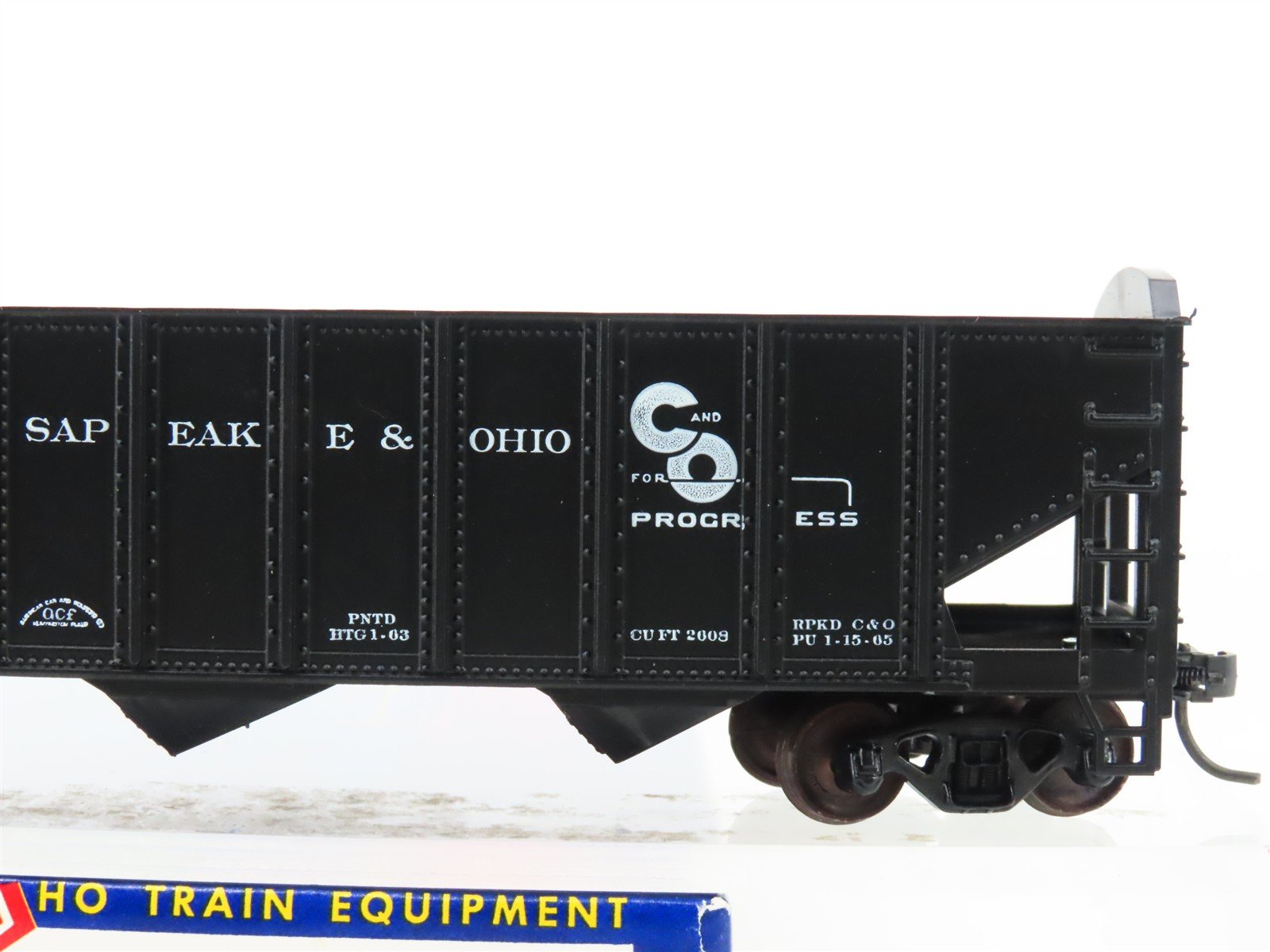 HO Scale Roundhouse 1499 C&O Progress 3-Bay Open Hopper #108875 - Upgraded