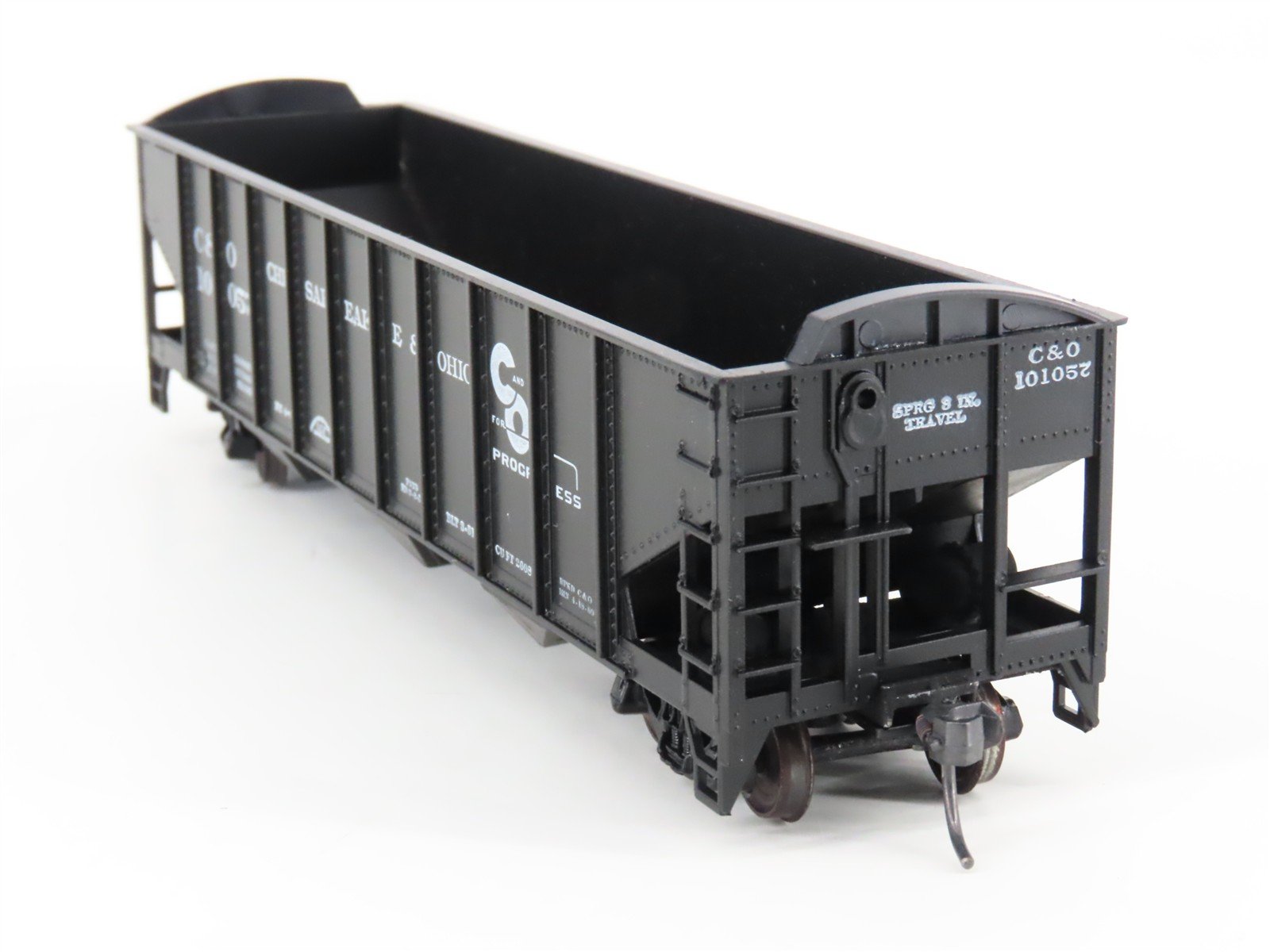 HO Scale Roundhouse 1499 C&O Progress 3-Bay Open Hopper #101057 - Upgraded