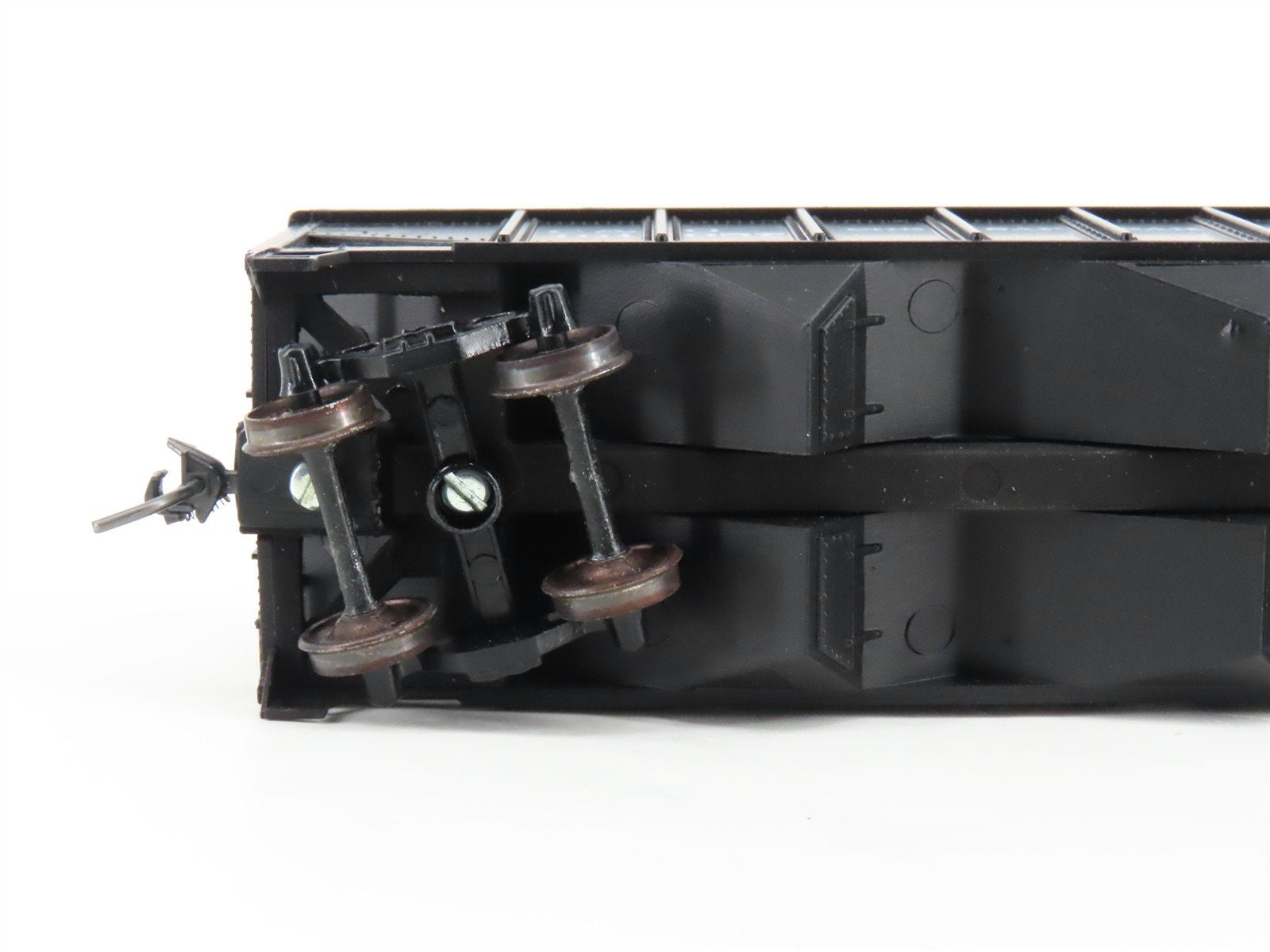 HO Scale Roundhouse 1499 C&O Progress 3-Bay Open Hopper #101057 - Upgraded
