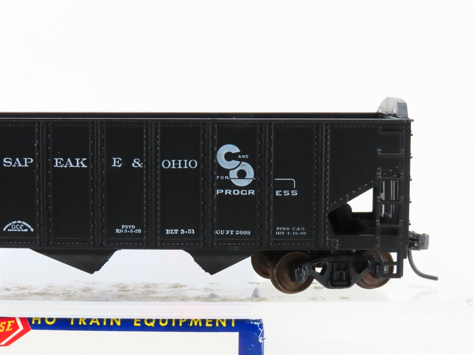 HO Scale Roundhouse 1499 C&O Progress 3-Bay Open Hopper #101058 - Upgraded