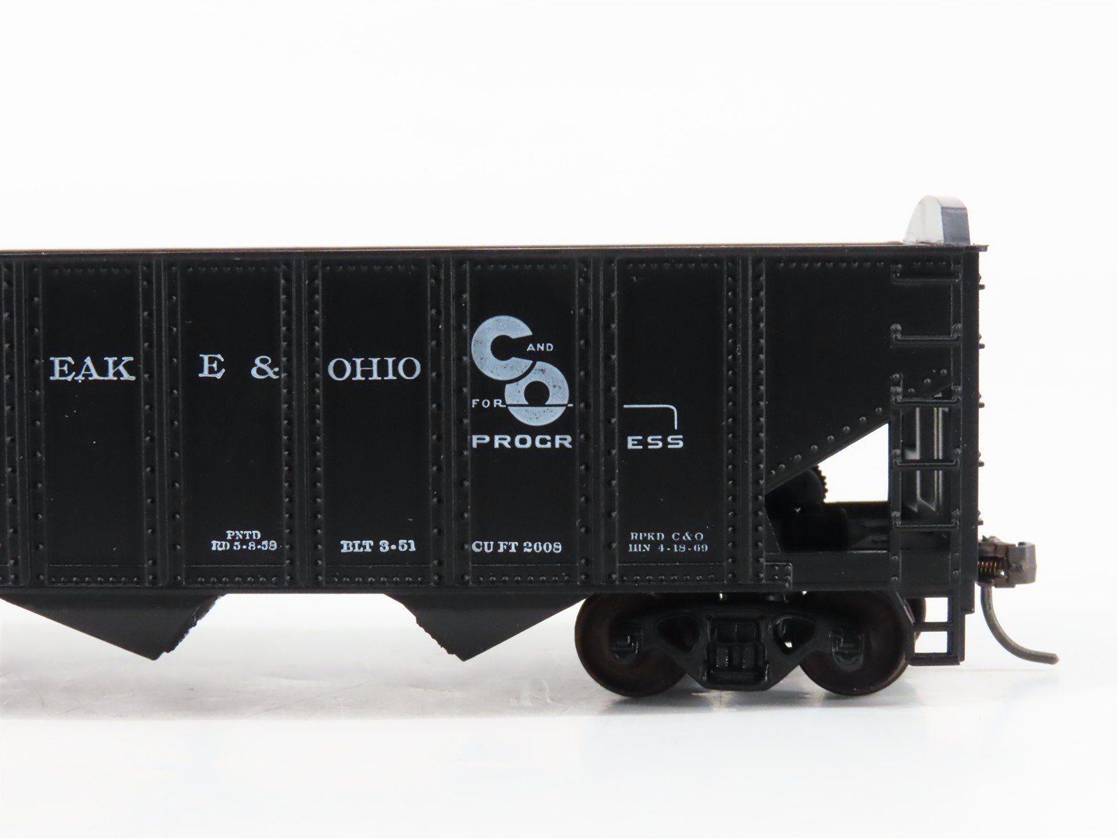 LOT of 2 HO Scale Roundhouse 1499 C&O Progress 3-Bay Open Hopper - Upgraded