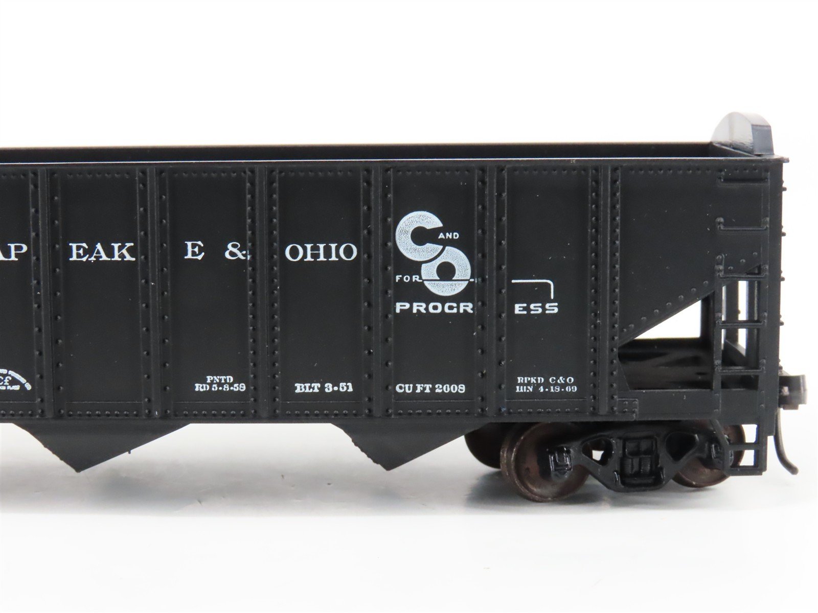 LOT of 2 HO Scale Roundhouse 1499 C&O Progress 3-Bay Open Hopper - Upgraded