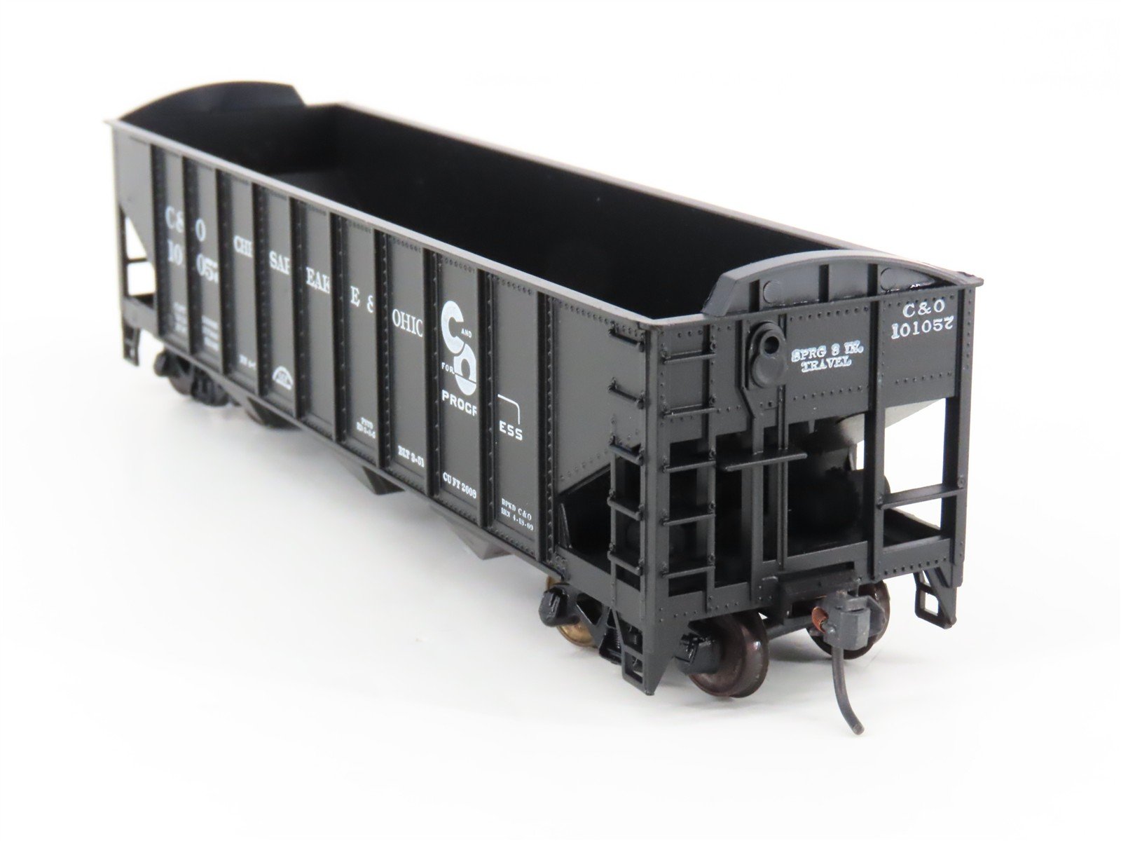 LOT of 2 HO Scale Roundhouse 1499 C&O Progress 3-Bay Open Hopper - Upgraded