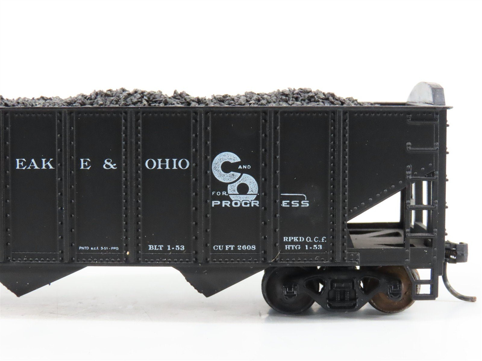 LOT of 2 HO Roundhouse 1499 C&O Progress 3-Bay Hopper w/ Coal Load - Upgraded