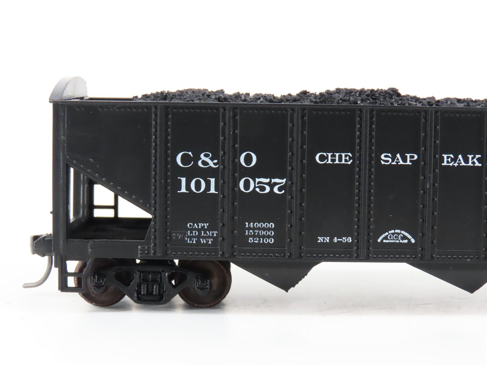 LOT of 2 HO Roundhouse 1499 C&O Progress 3-Bay Hopper w/ Coal Load - Upgraded