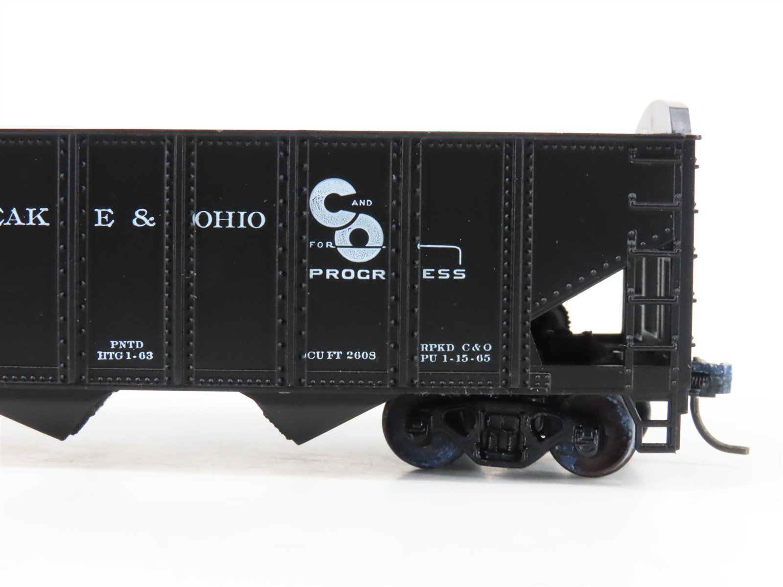 LOT of 2 HO Scale Roundhouse 1499 C&O Progress 3-Bay Open Hopper - Upgraded