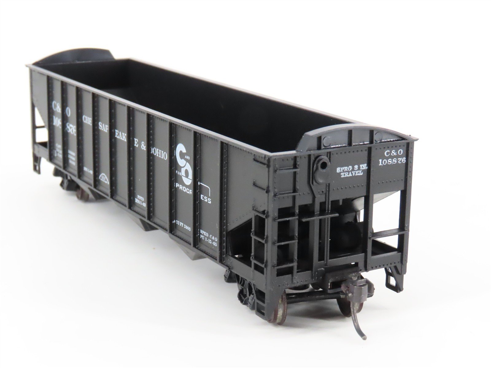 HO Scale Roundhouse 1499 C&O Progress 3-Bay Open Hopper #108876 - Upgraded