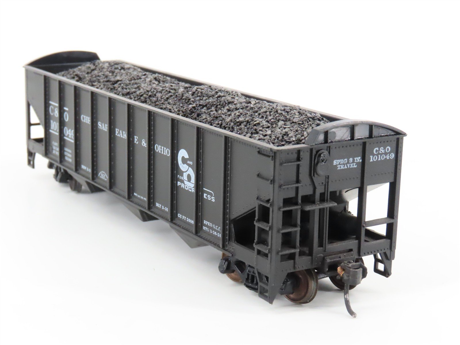 LOT of 2 HO Roundhouse 1499 C&O Progress 3-Bay Hopper w/ Coal Load - Upgraded