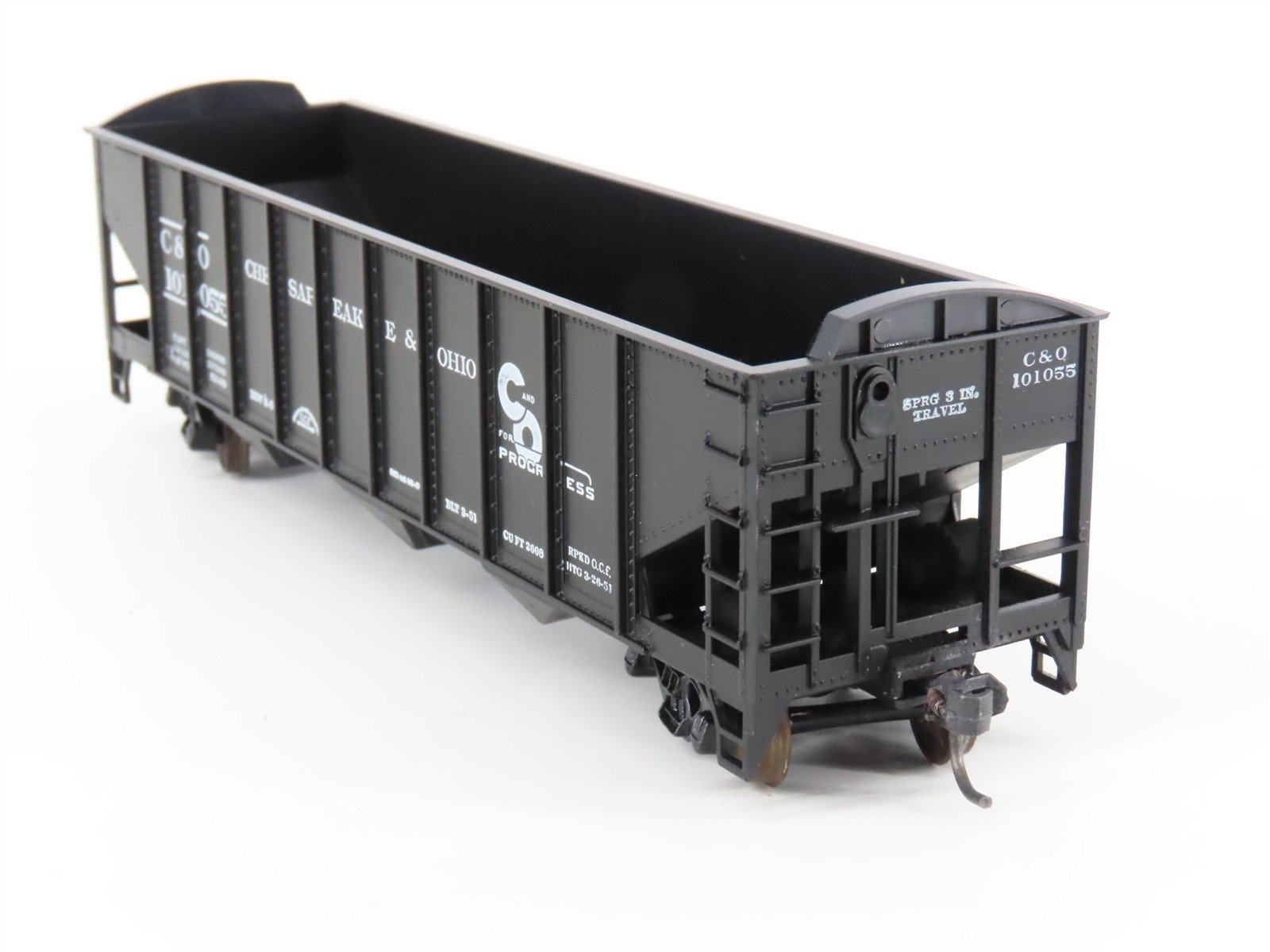 HO Scale Roundhouse 1499 C&O Progress 3-Bay Open Hopper #101055 - Upgraded
