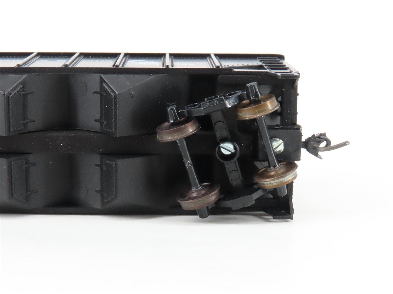 HO Scale Roundhouse 1499 C&O Progress 3-Bay Open Hopper #101055 - Upgraded