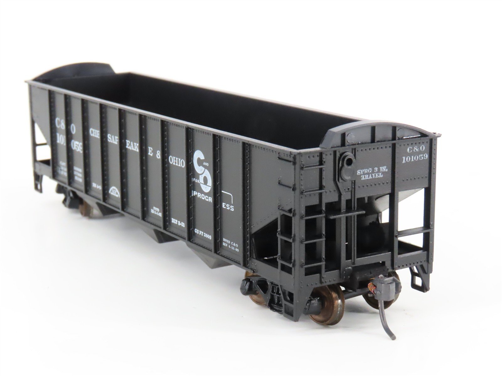 LOT of 2 HO Scale Roundhouse 1499 C&O Progress 3-Bay Open Hopper - Upgraded