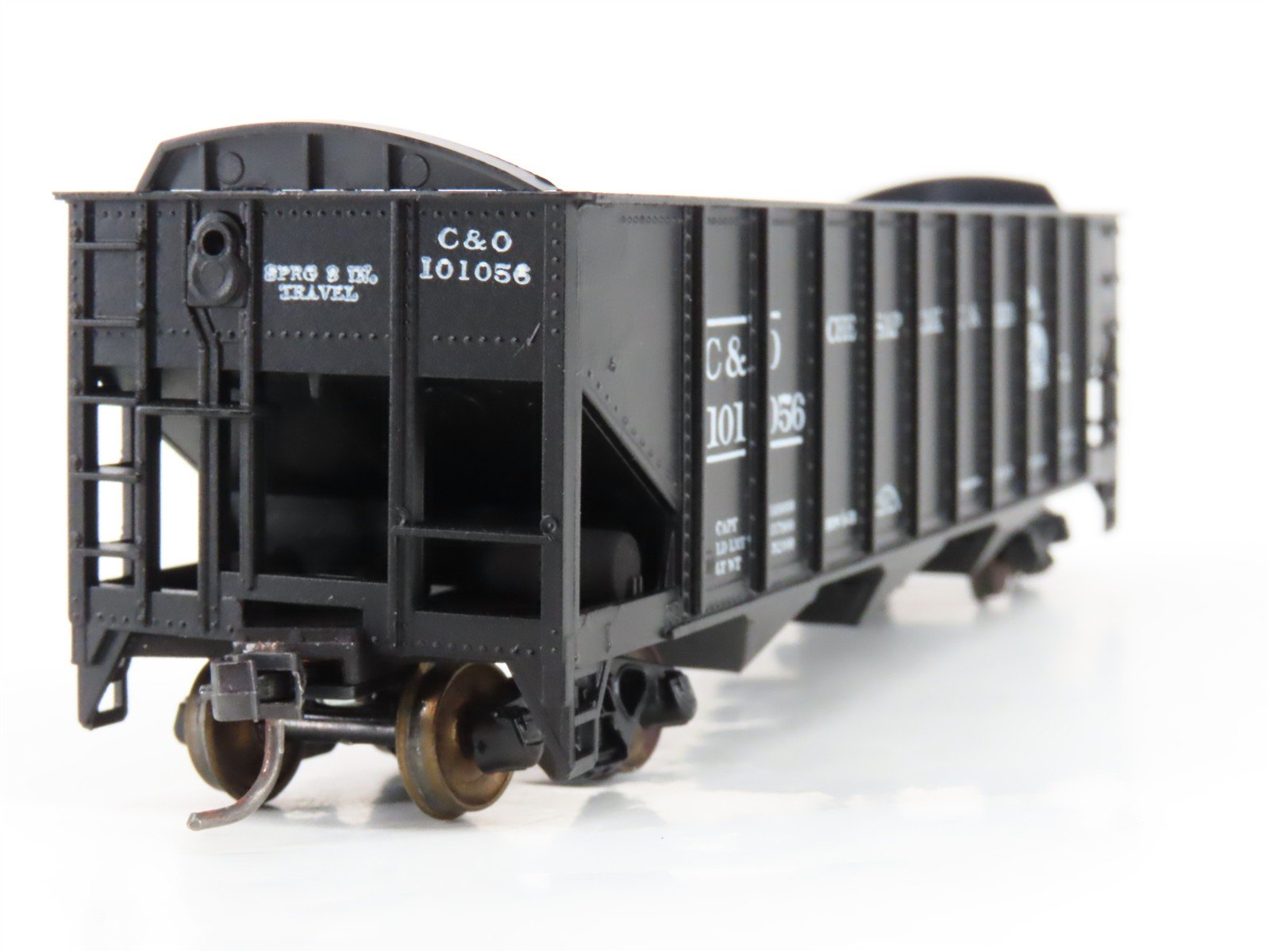 LOT of 2 HO Scale Roundhouse 1499 C&O Progress 3-Bay Open Hopper - Upgraded
