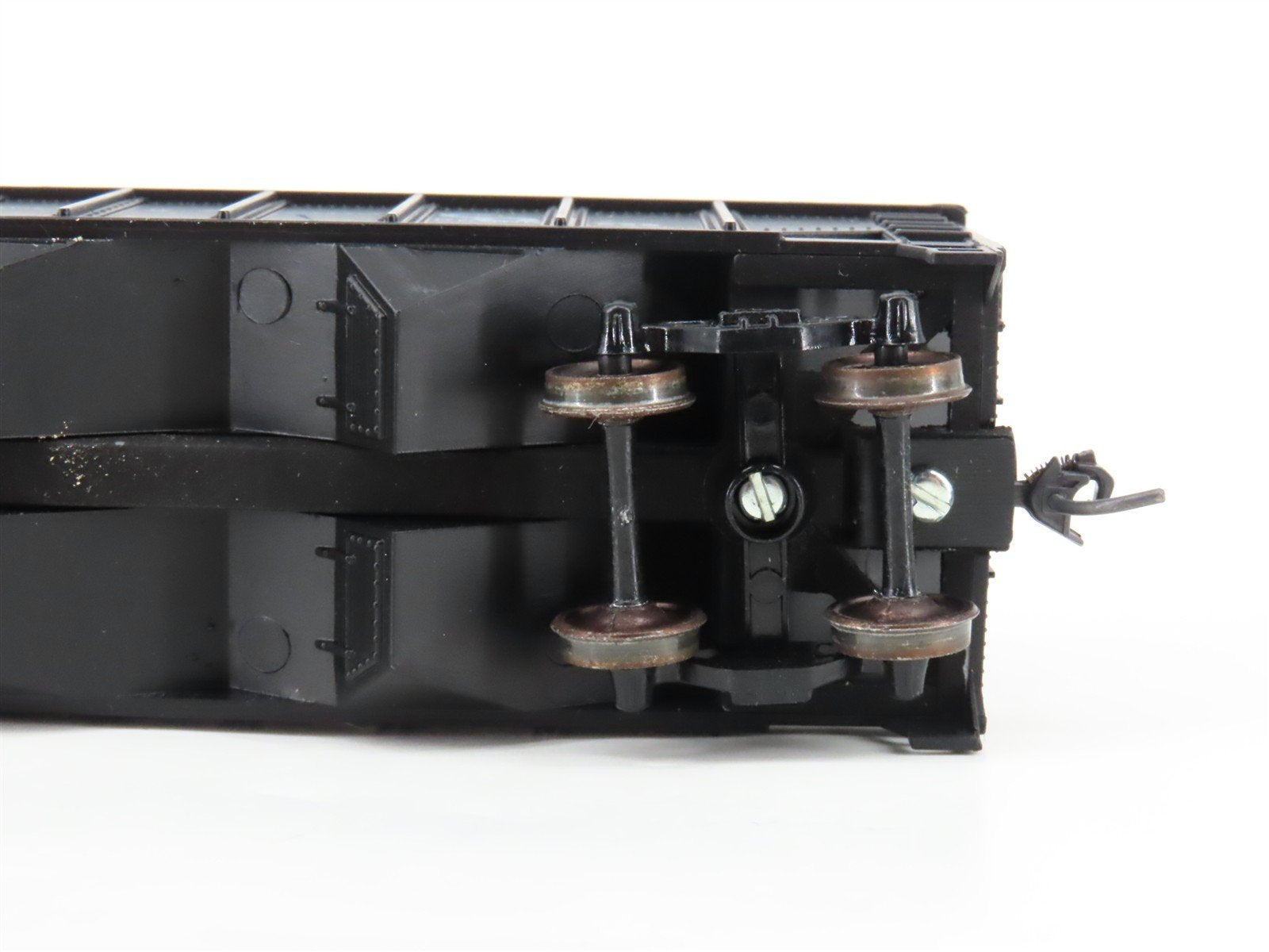 LOT of 2 HO Scale Roundhouse 1499 C&O Progress 3-Bay Open Hopper - Upgraded