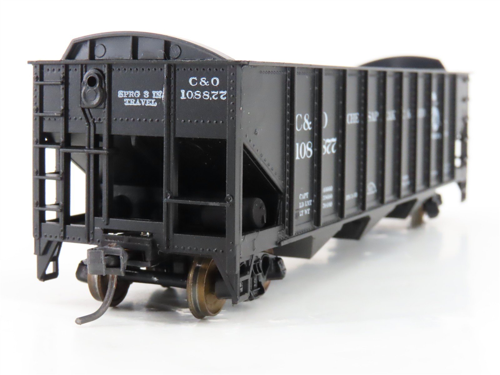 LOT of 2 HO Scale Roundhouse 1499 C&O Progress 3-Bay Open Hopper - Upgraded