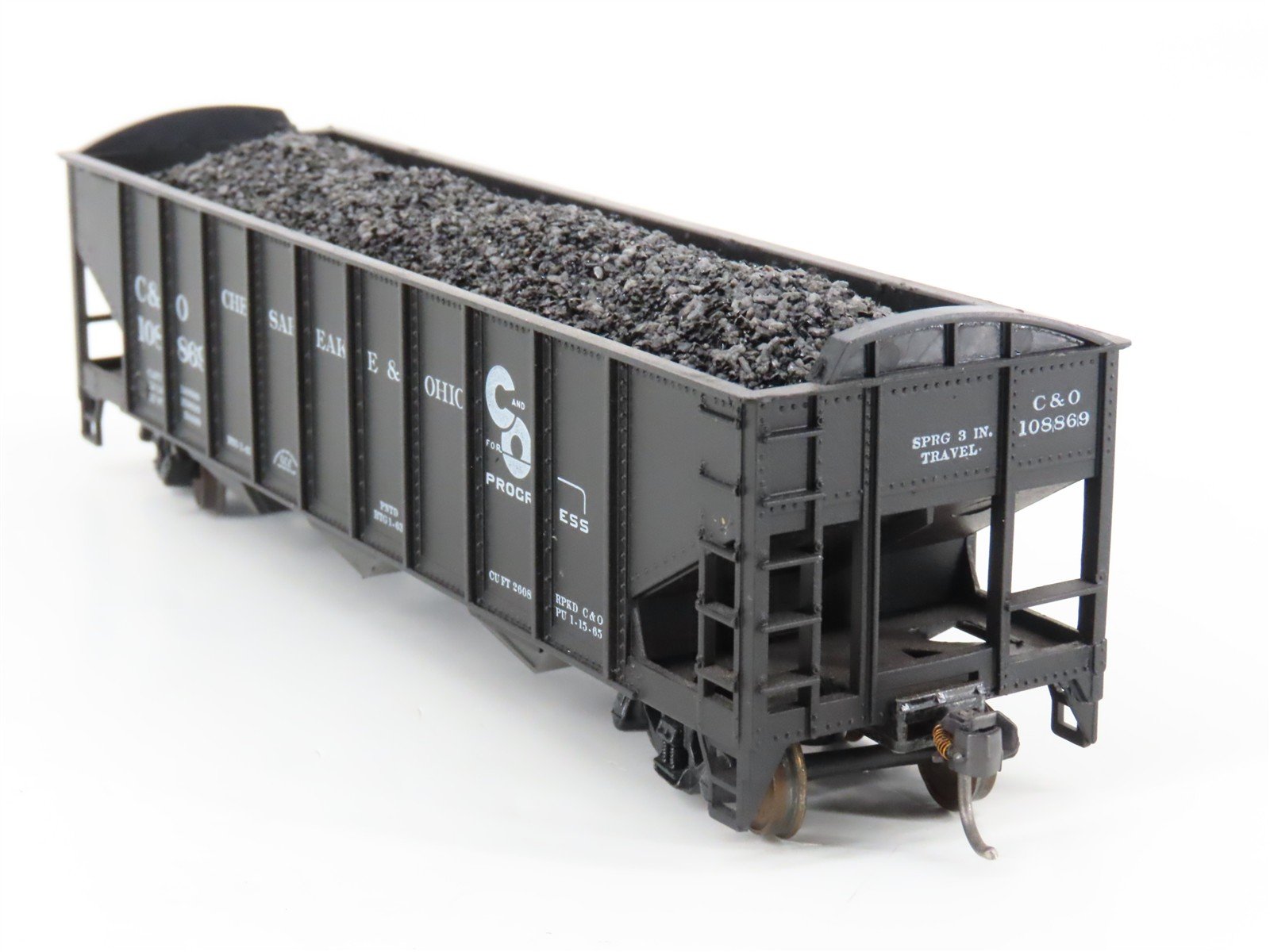 LOT of 2 HO Roundhouse 1499 C&O Progress 3-Bay Hopper w/ Coal Load - Upgraded