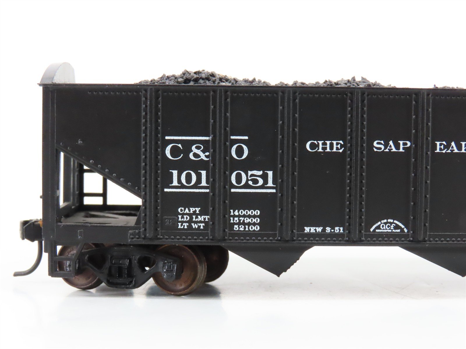 LOT of 2 HO Roundhouse 1499 C&O Progress 3-Bay Hopper w/ Coal Load - Upgraded