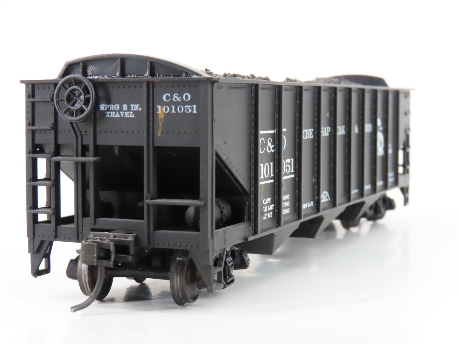 LOT of 2 HO Roundhouse 1499 C&O Progress 3-Bay Hopper w/ Coal Load - Upgraded