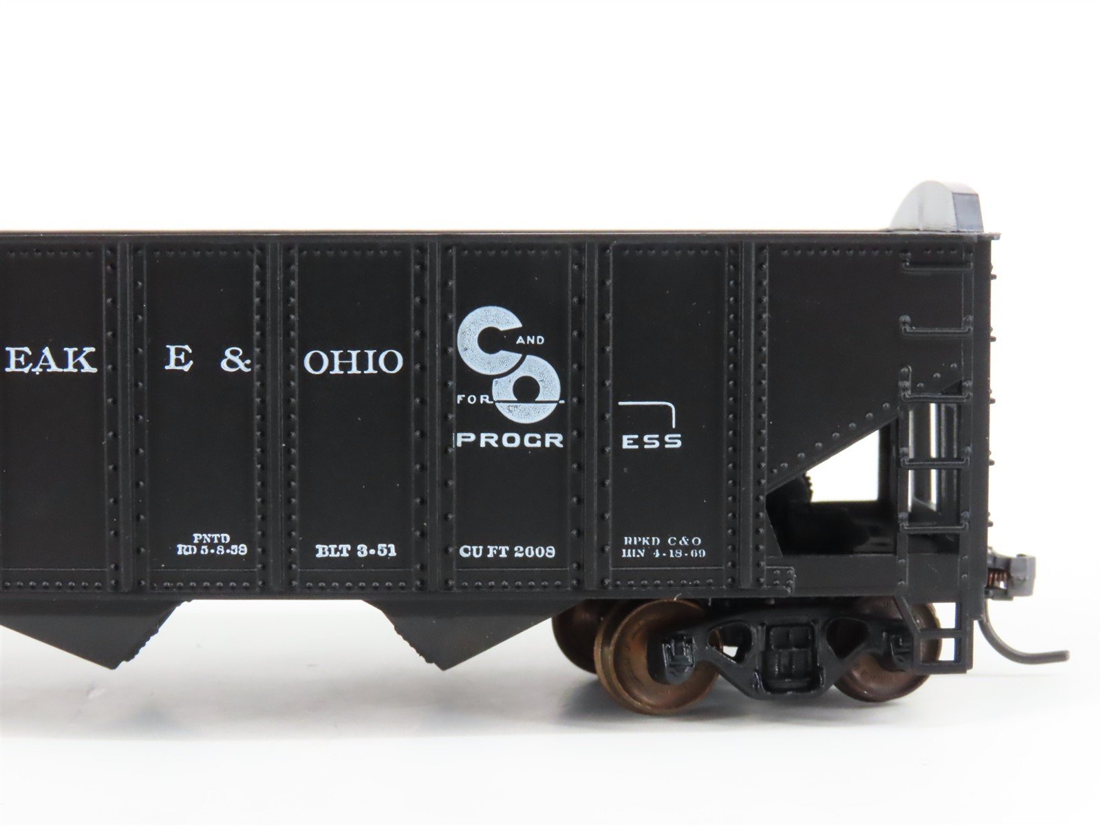 LOT of 2 HO Scale Roundhouse 1499 C&O Progress 3-Bay Open Hopper - Upgraded