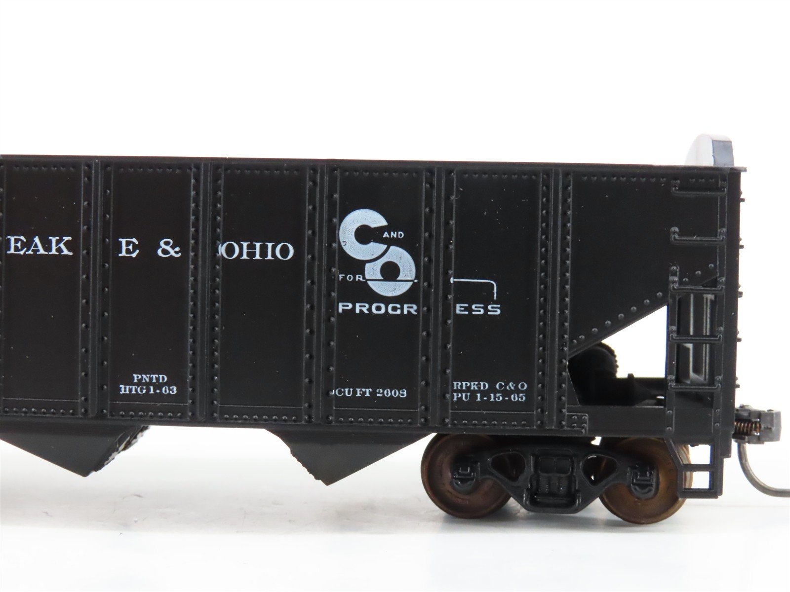 LOT of 2 HO Scale Roundhouse 1499 C&O Progress 3-Bay Open Hopper - Upgraded