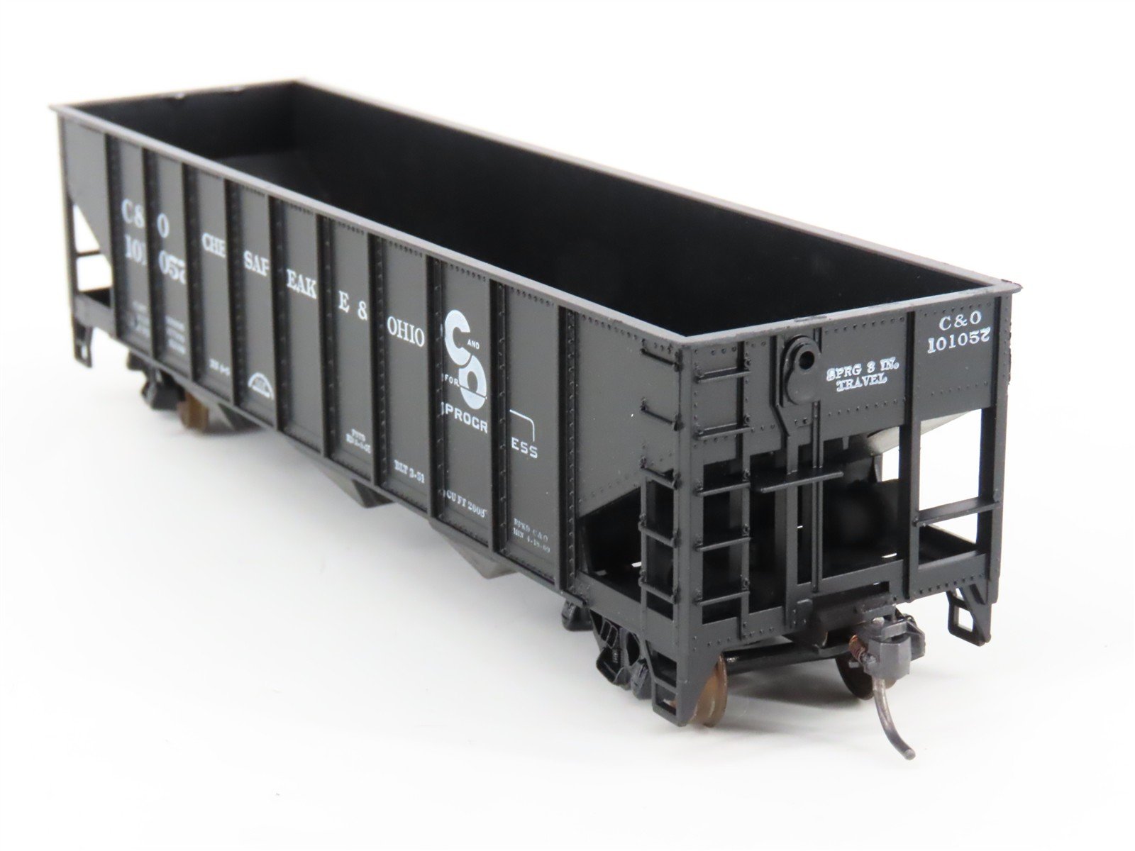 LOT of 2 HO Scale Roundhouse 1499 C&O Progress 3-Bay Open Hopper - Upgraded