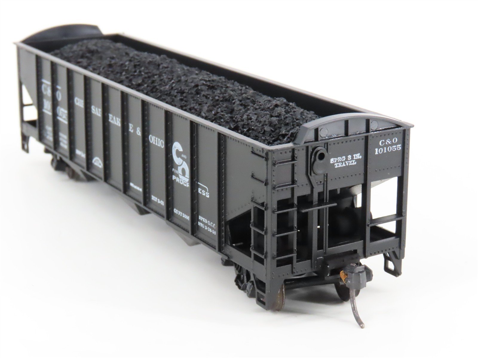LOT of 2 HO Roundhouse 1499 C&O Progress 3-Bay Hopper w/ Coal Load - Upgraded
