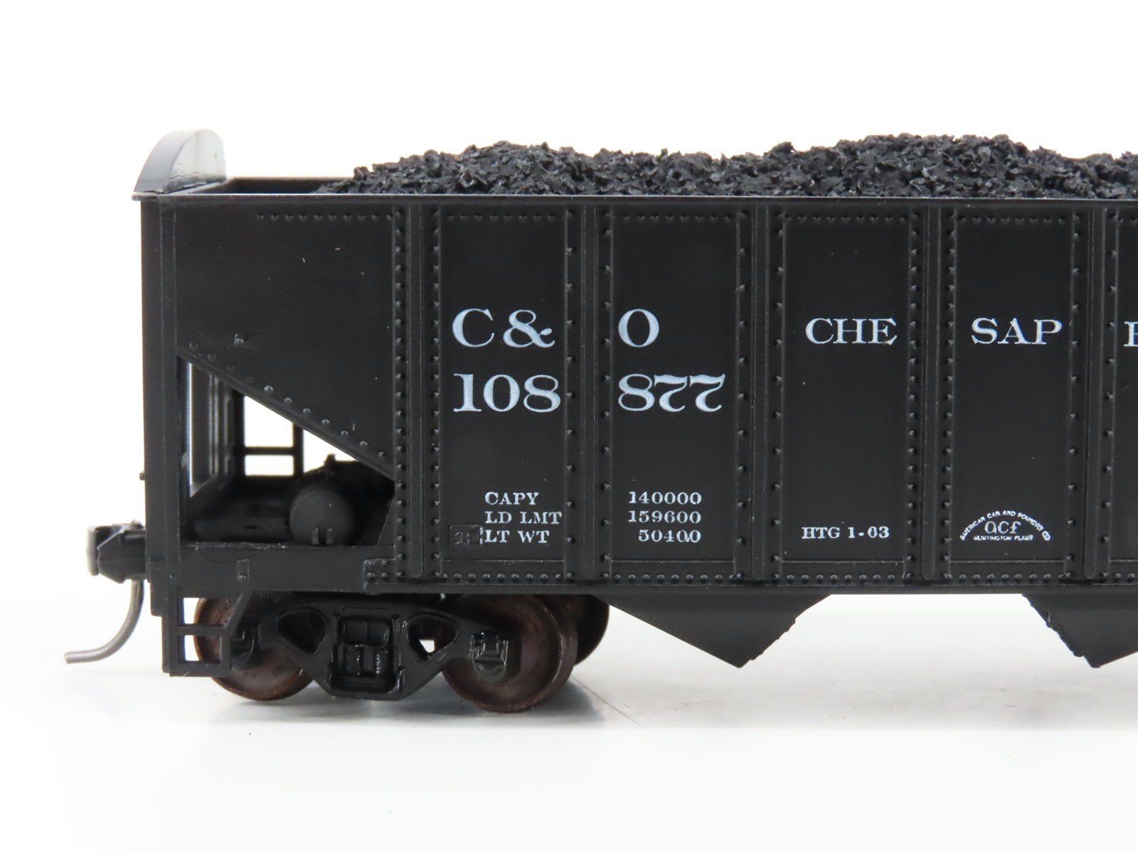 LOT of 2 HO Roundhouse 1499 C&O Progress 3-Bay Hopper w/ Coal Load - Upgraded