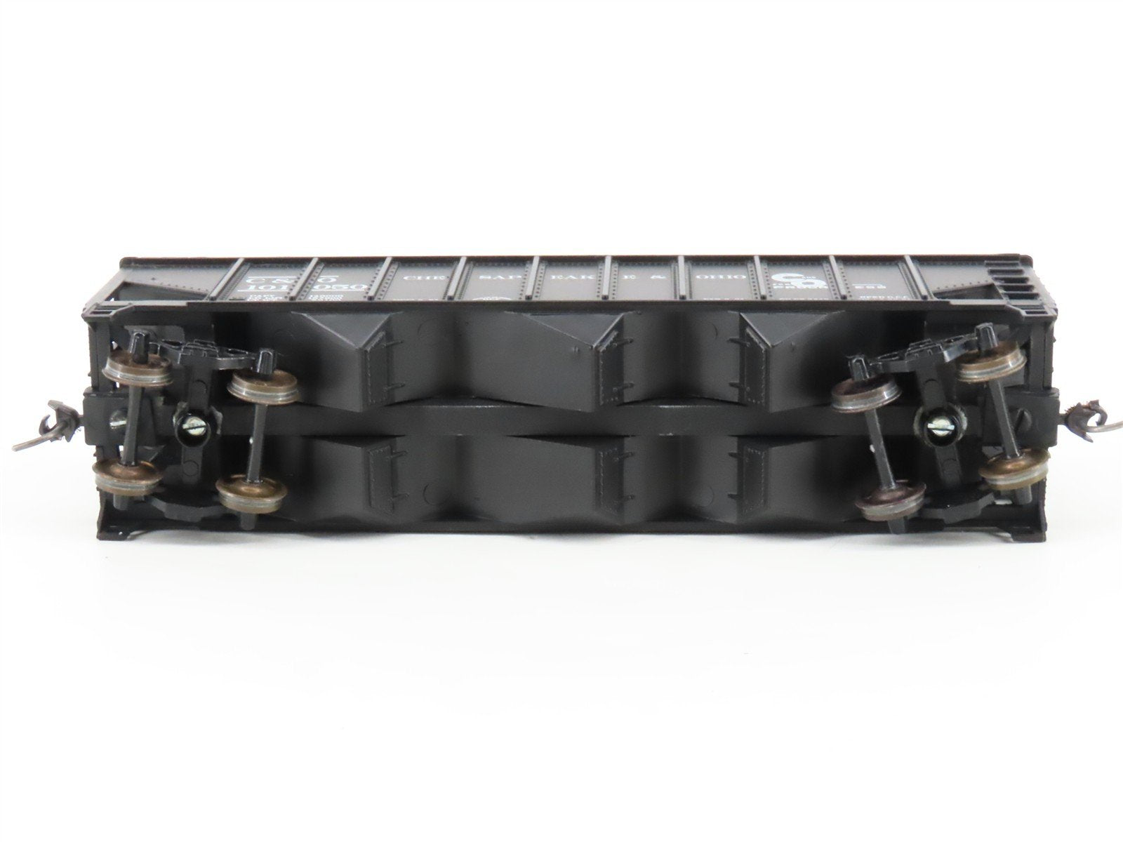 LOT of 2 HO Roundhouse 1499 C&O Progress 3-Bay Hopper w/ Coal Load - Upgraded