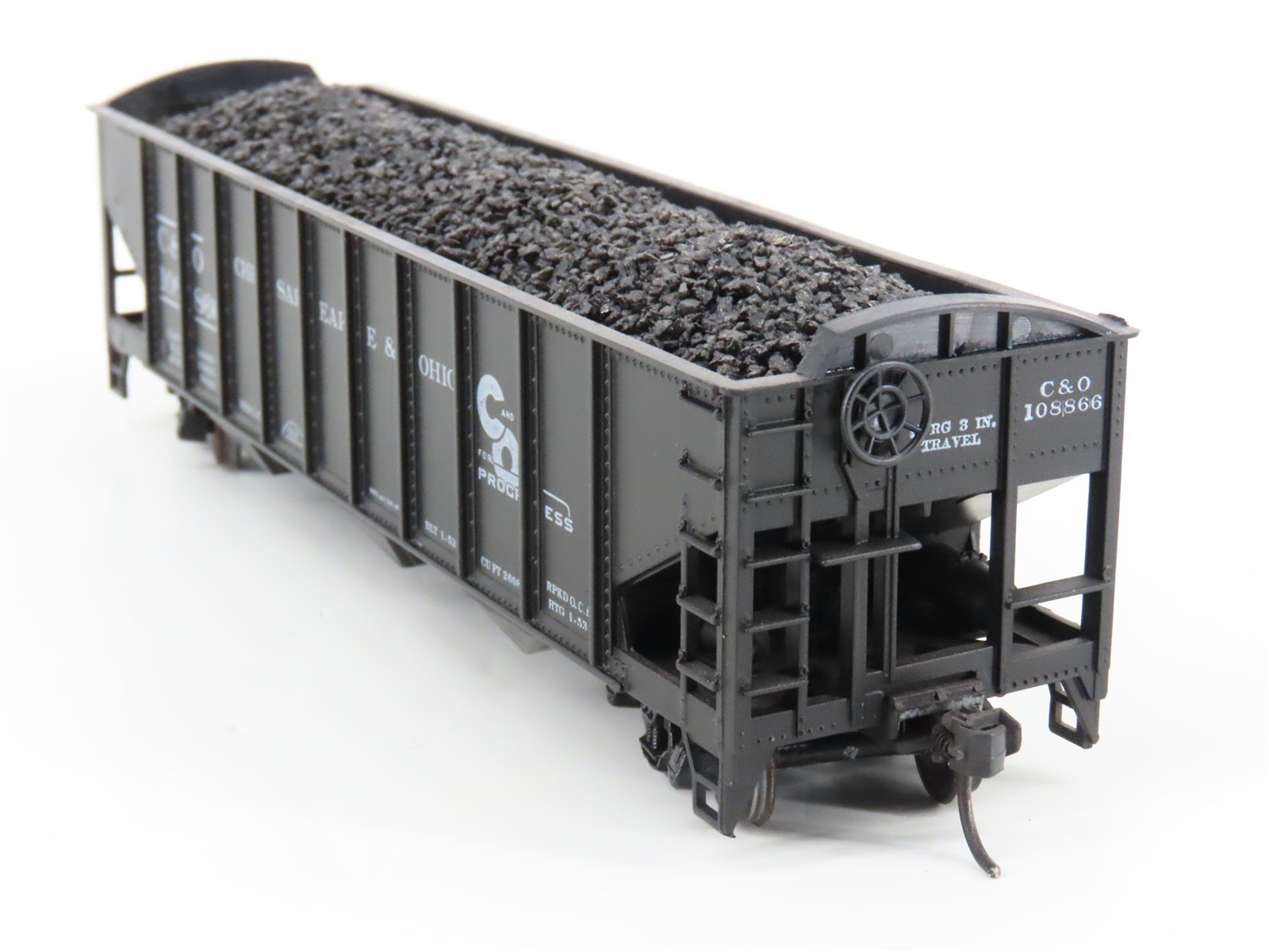 LOT of 2 HO Roundhouse 1499 C&O Progress 3-Bay Hopper w/ Coal Load - Upgraded