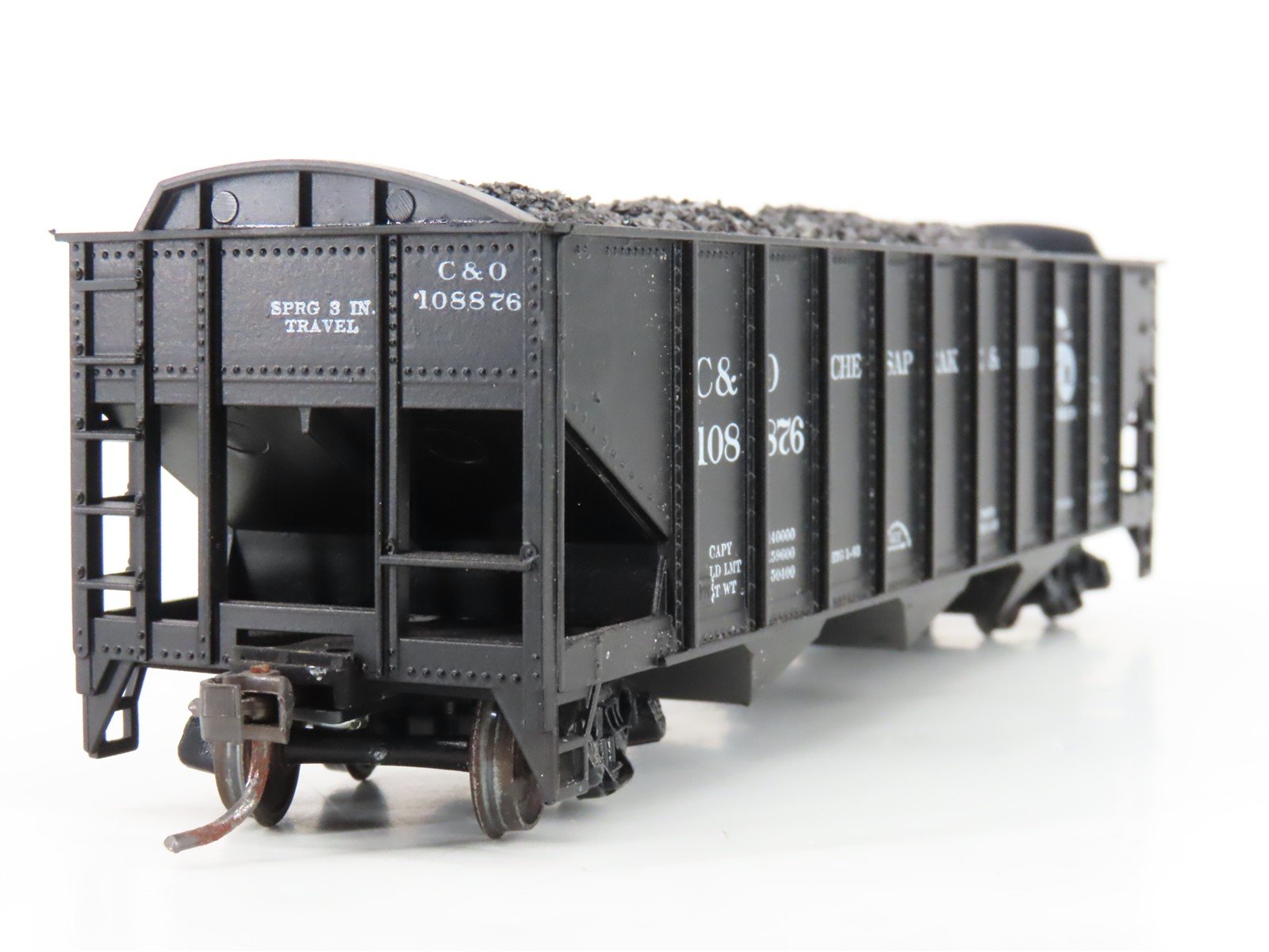 LOT of 2 HO Roundhouse 1499 C&O Progress 3-Bay Hopper w/ Coal Load - Upgraded