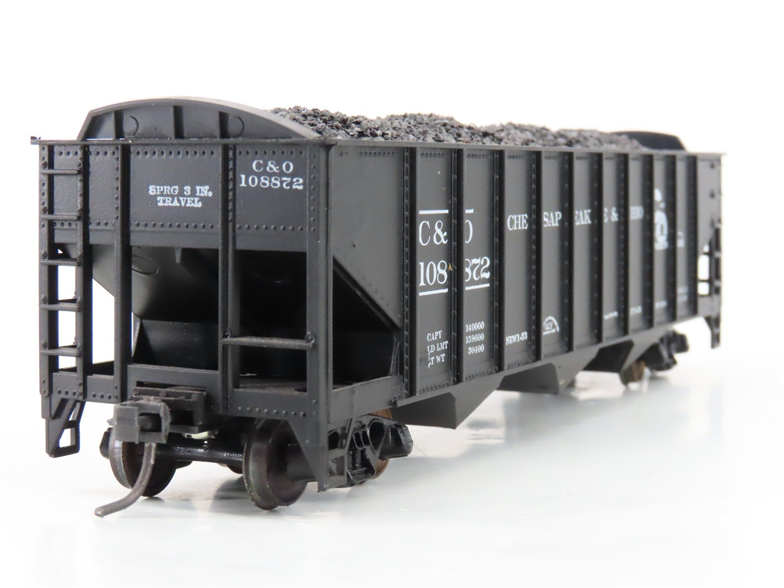 LOT of 2 HO Roundhouse 1499 C&O Progress 3-Bay Hopper w/ Coal Load - Upgraded