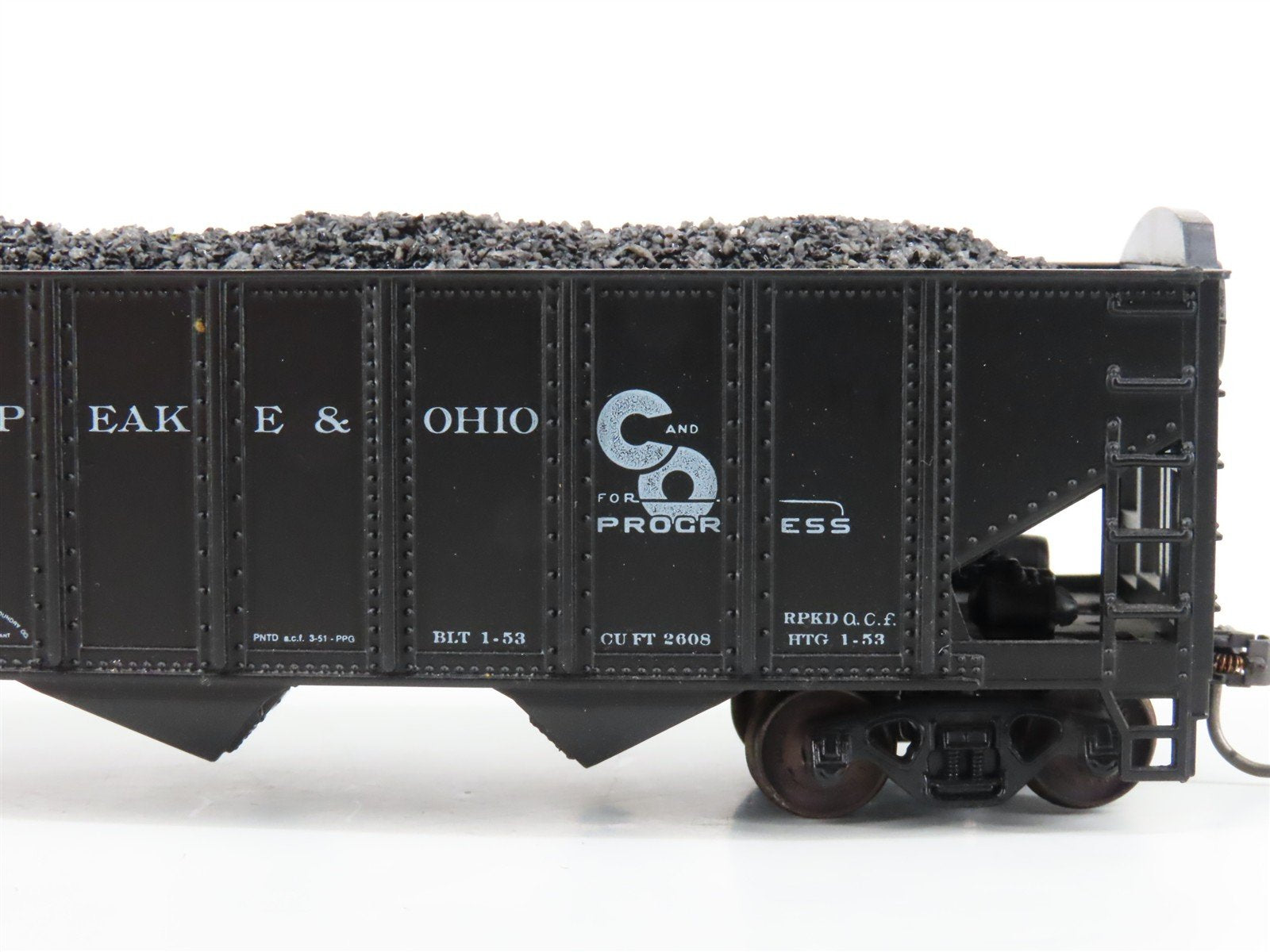 LOT of 2 HO Roundhouse 1499 C&O Progress 3-Bay Hopper w/ Coal Load - Upgraded