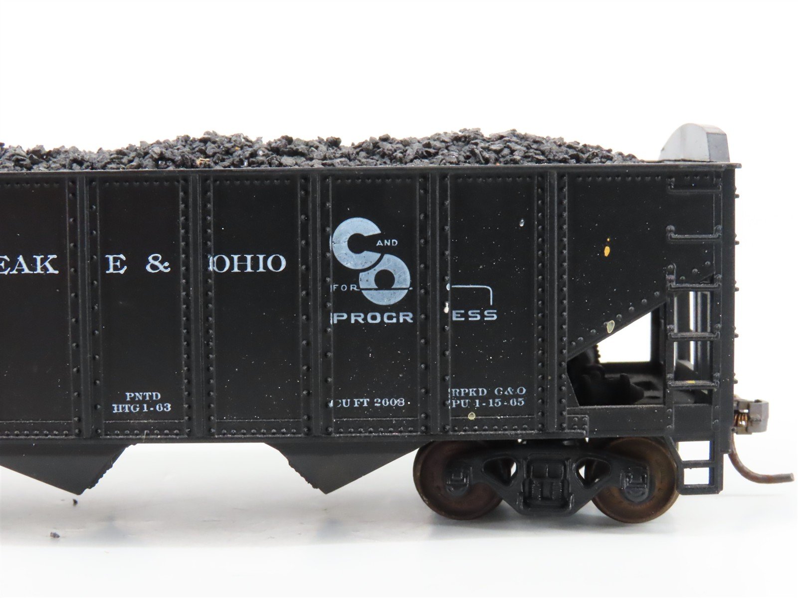 LOT of 2 HO Roundhouse 1499 C&O Progress 3-Bay Hopper w/ Coal Load - Upgraded