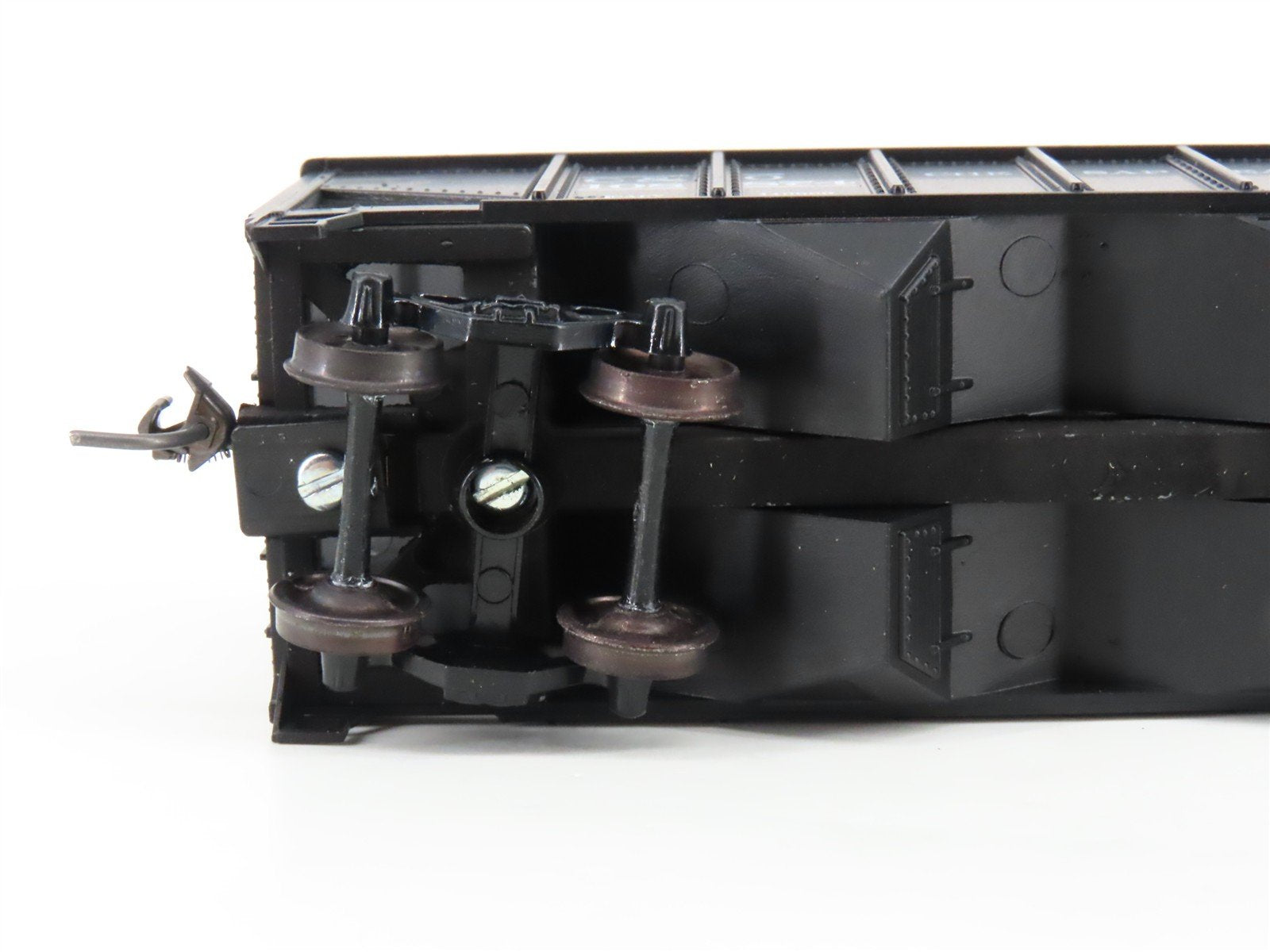HO Scale Roundhouse 1499 C&O Progress 3-Bay Open Hopper #108874 - Upgraded
