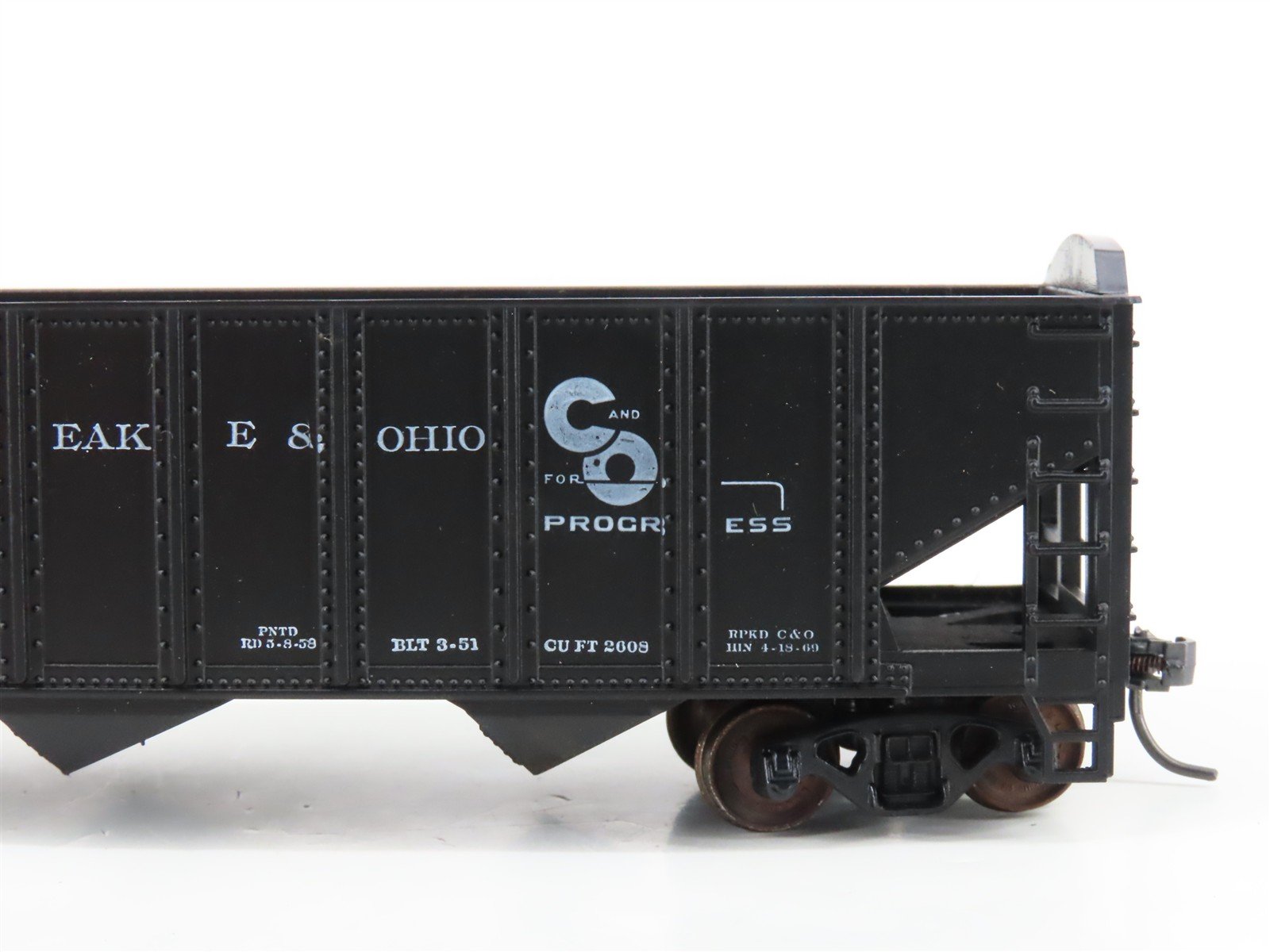 LOT of 2 HO Scale Roundhouse 1499 C&O Progress 3-Bay Open Hopper - Upgraded