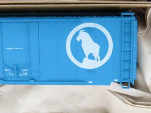 HO Scale Accurail Kit 3109 GN Great Northern Big Sky Blue 40' Box Car 6-Pack