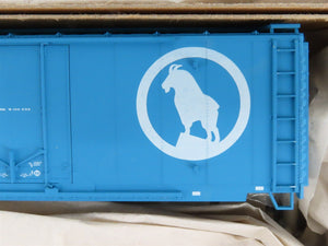HO Scale Accurail Kit 3109 GN Great Northern Big Sky Blue 40' Box Car 6-Pack