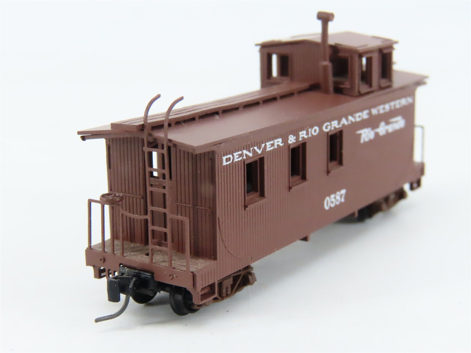 Nn3 Scale Micro-Trains MTL 15701 D&RGW Rio Grande Railroad Cupola Caboose #0587