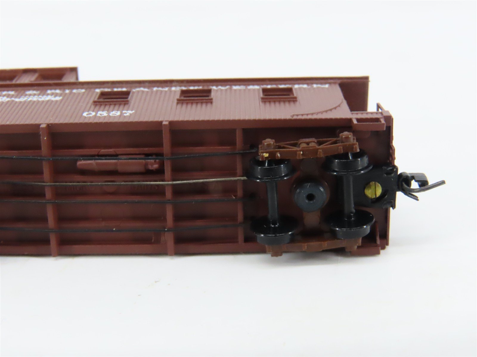 Nn3 Scale Micro-Trains MTL 15701 D&RGW Rio Grande Railroad Cupola Caboose #0587