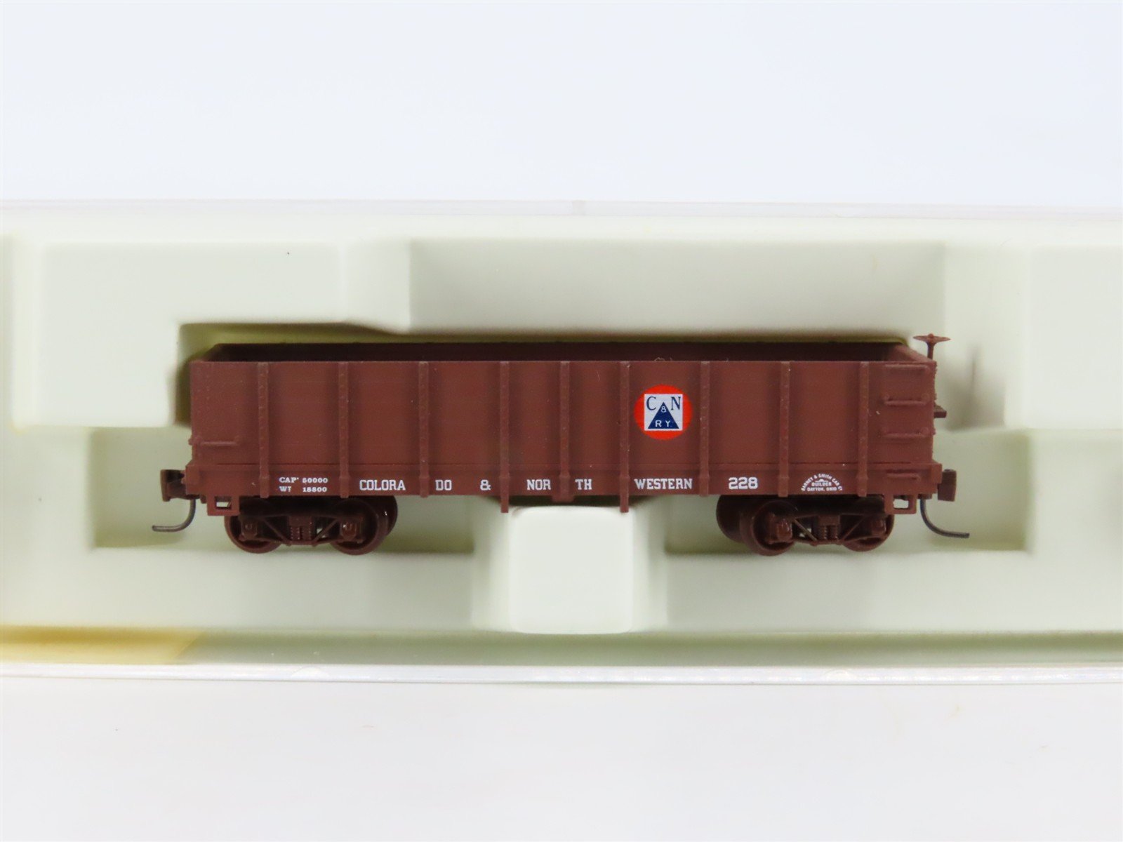 Nn3 Scale Micro-Trains MTL 15205 C&N Colorado & Northwestern Gondola #228