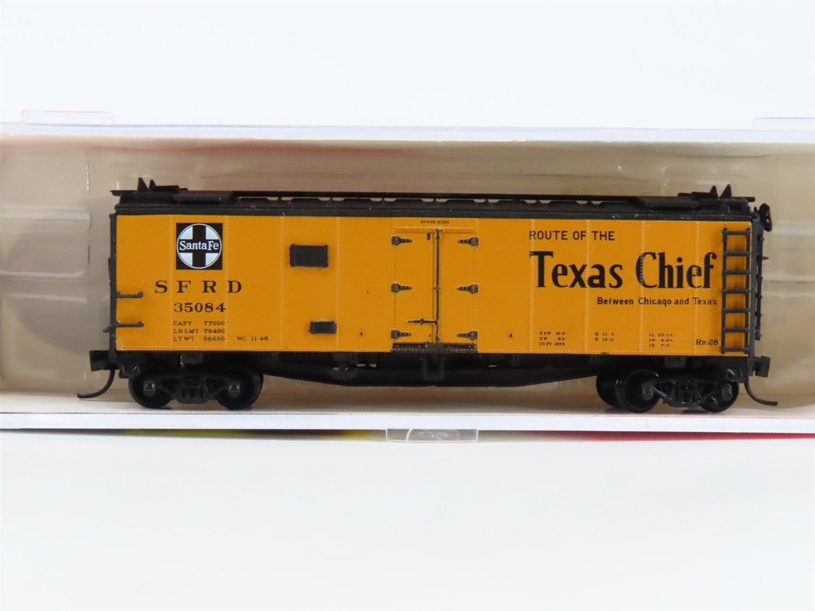 N Scale InterMountain 66115-18* SFRD Santa Fe Railroad Texas Chief Reefer #35084