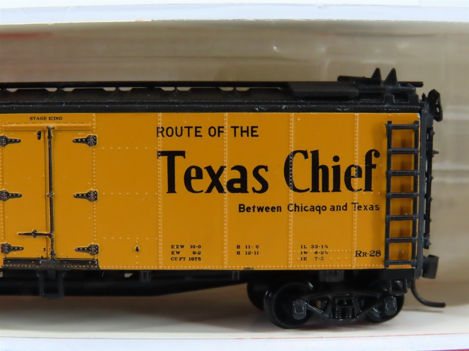 N Scale InterMountain 66115-18* SFRD Santa Fe Railroad Texas Chief Reefer #35084