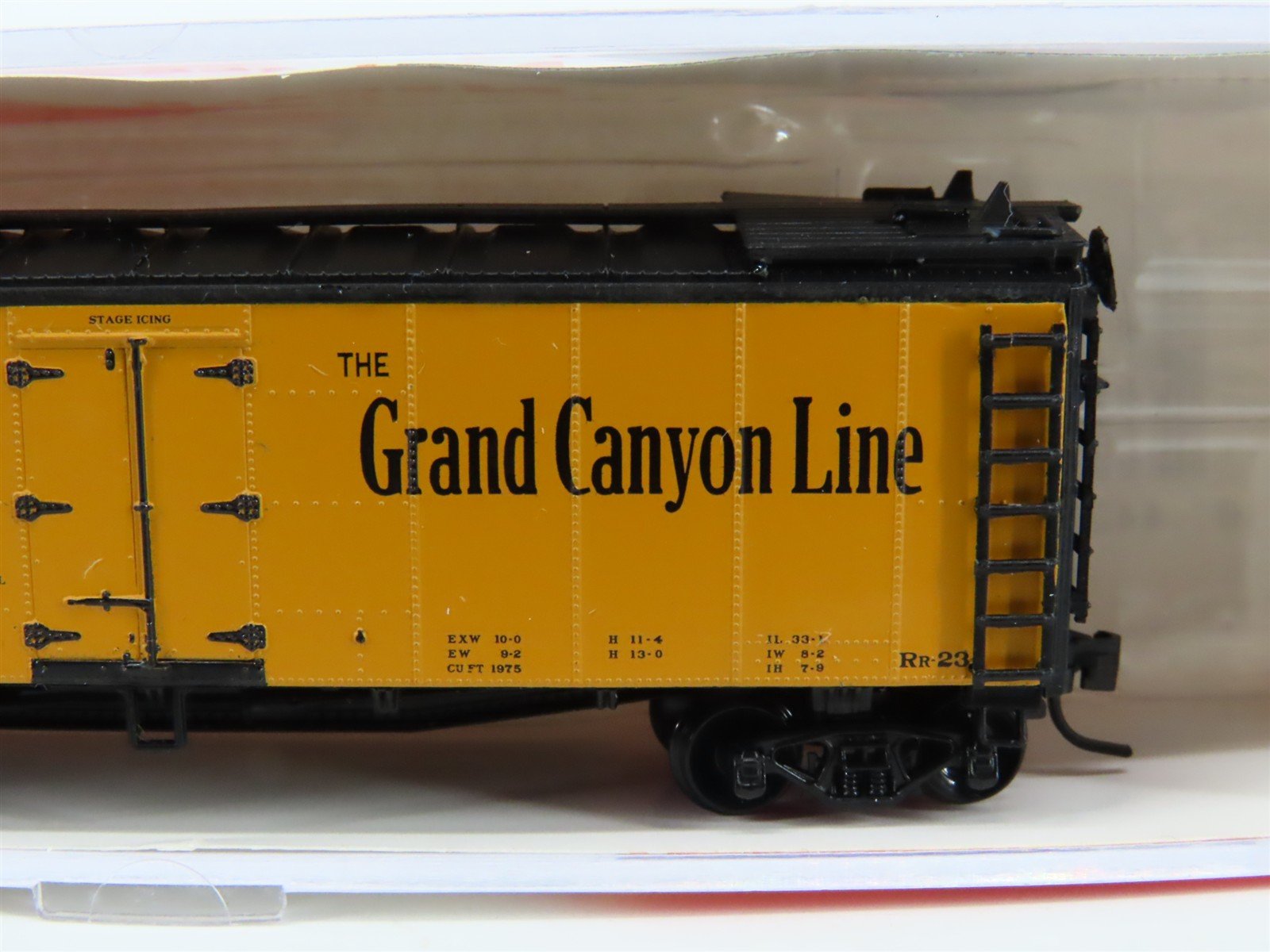 N Scale InterMountain 66108-14* SFRD Santa Fe Grand Canyon Line Reefer #31993