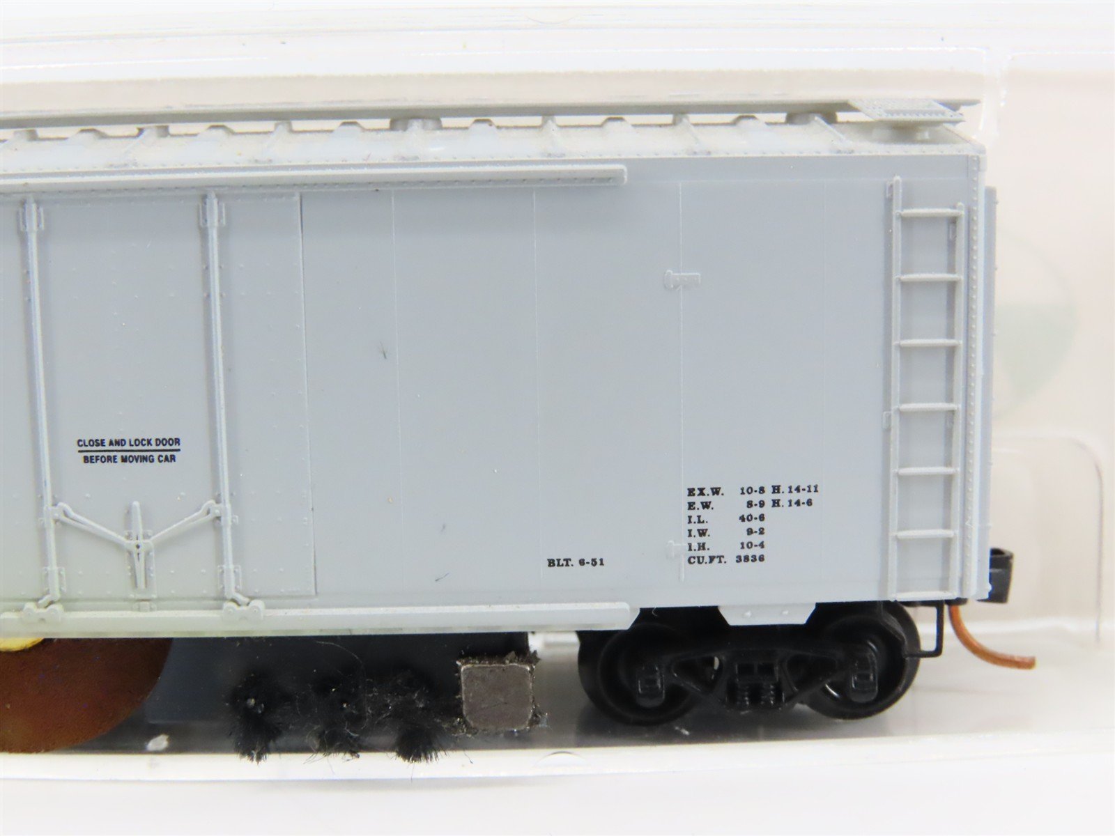 N Scale Aztec TS1107 MW Maintenance of Way Track Cleaning Box Car