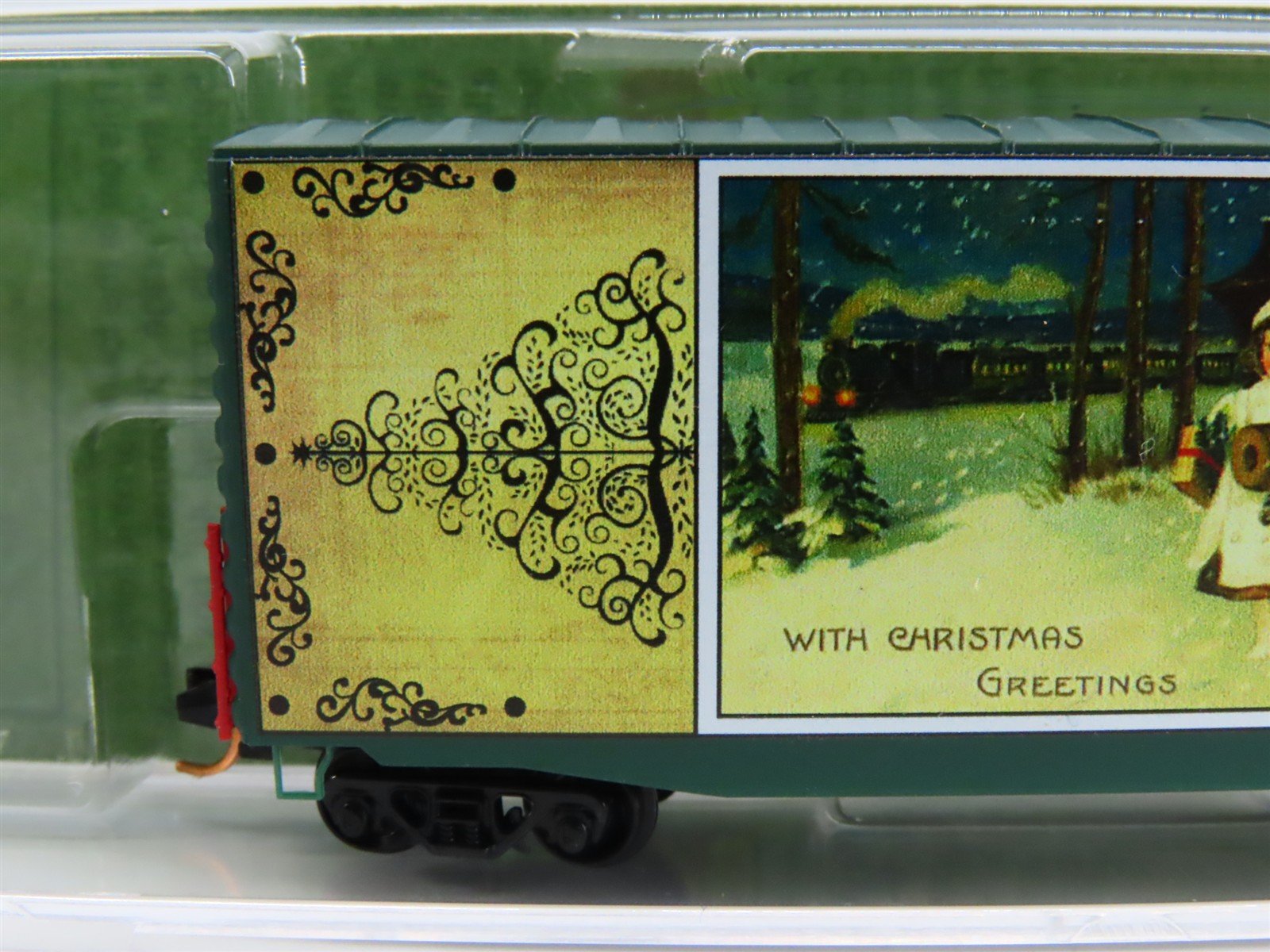 N Micro-Trains MTL 10100814 Vintage Christmas Postcard Winter Stroll Box Car #4