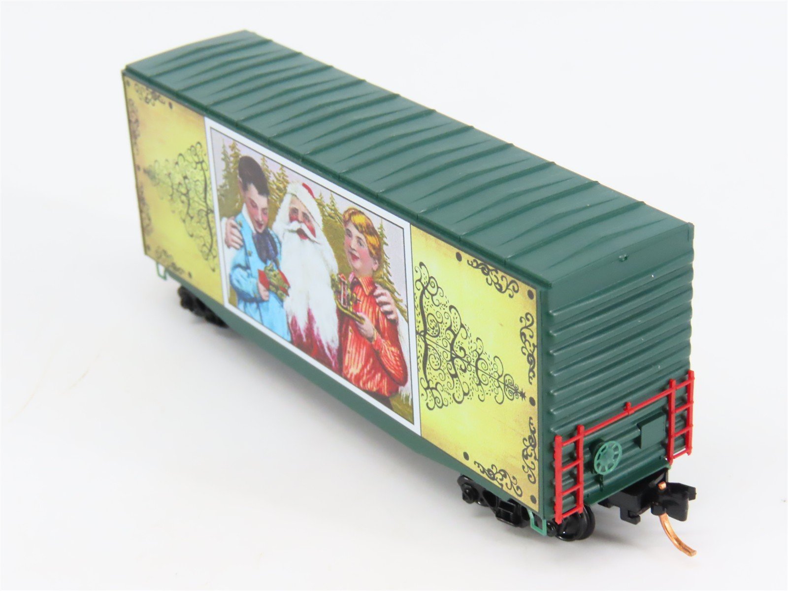 N Micro-Trains MTL 10100816 Vintage Christmas Postcard Santa Claus Box Car #6
