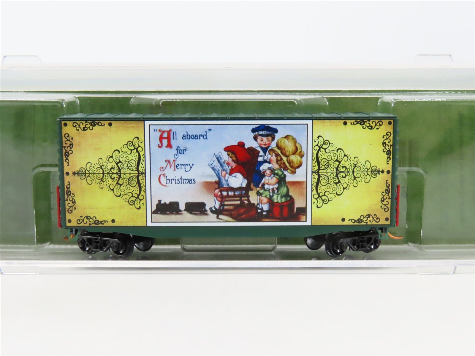 N Micro-Trains MTL 10100815 Vintage Christmas Postcard 