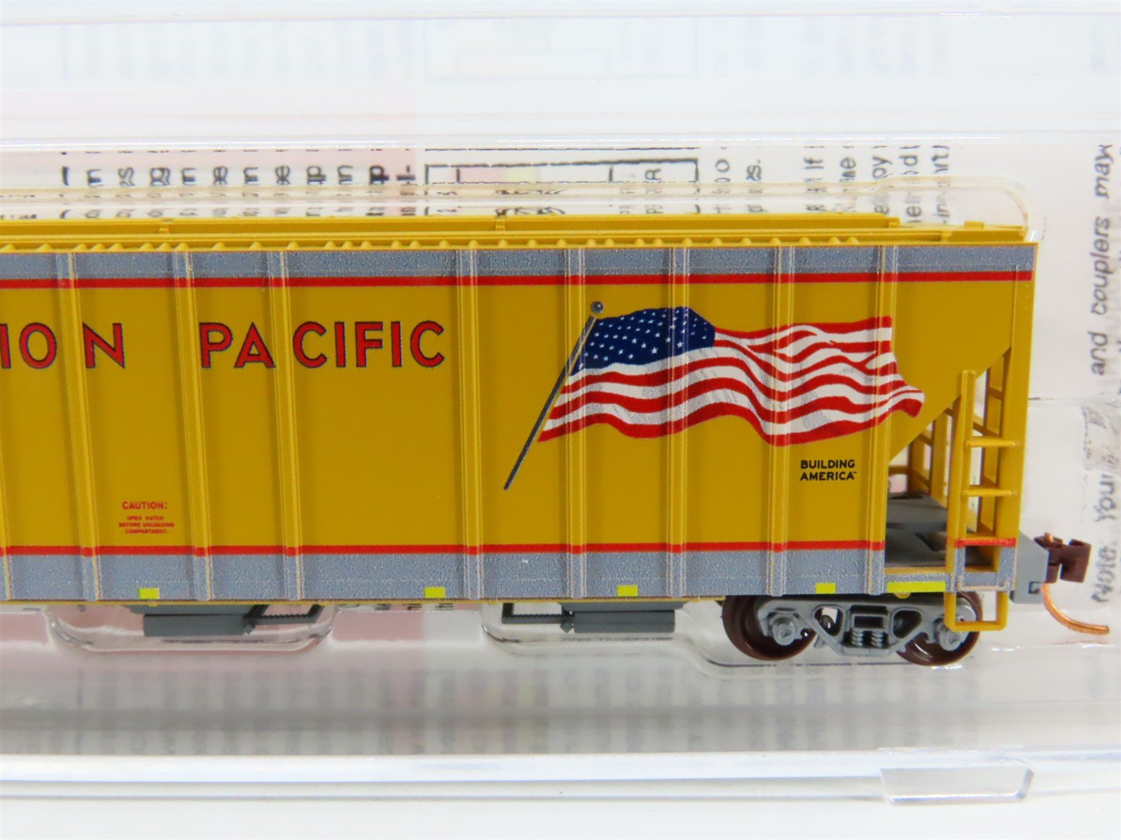 N Scale Micro-Trains MTL NSE 16-01 UP Union Pacific 3-Bay Covered Hopper #21416