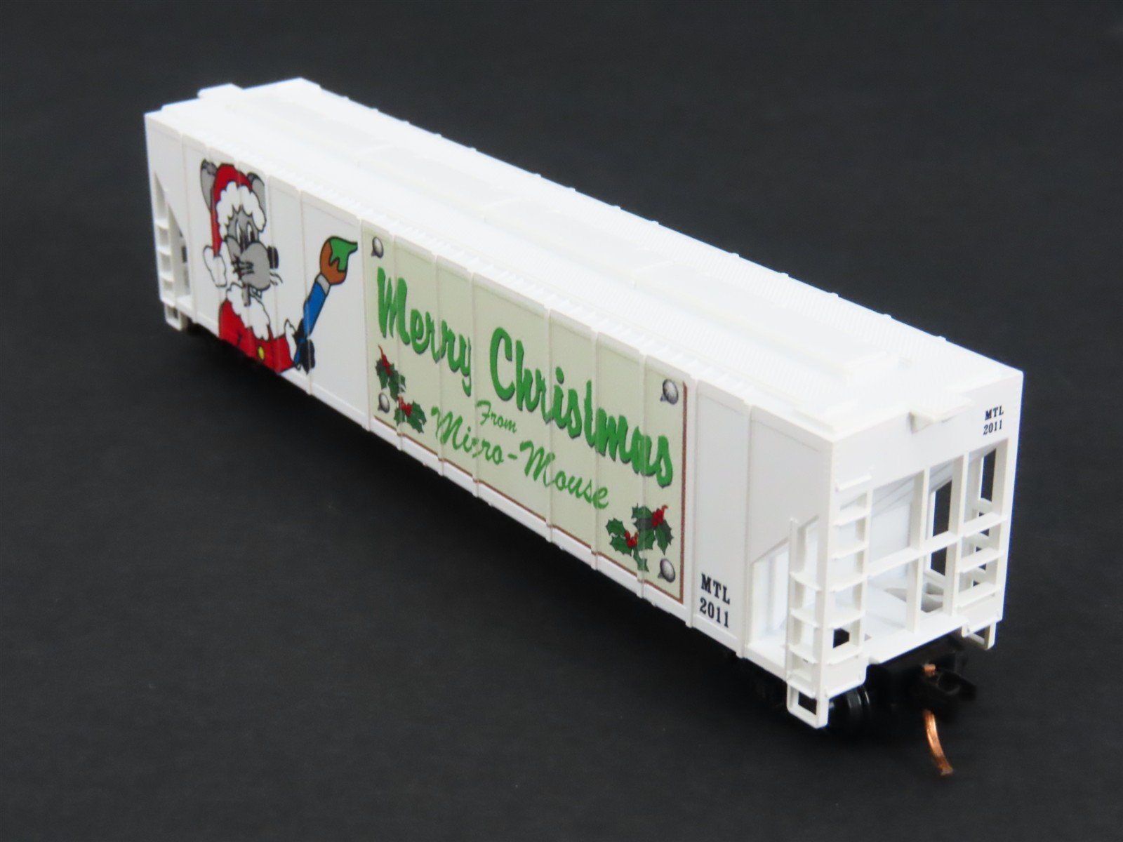 N Micro-Trains MTL 09900120 Merry Christmas From Micro Mouse 3-Bay Hopper #2011