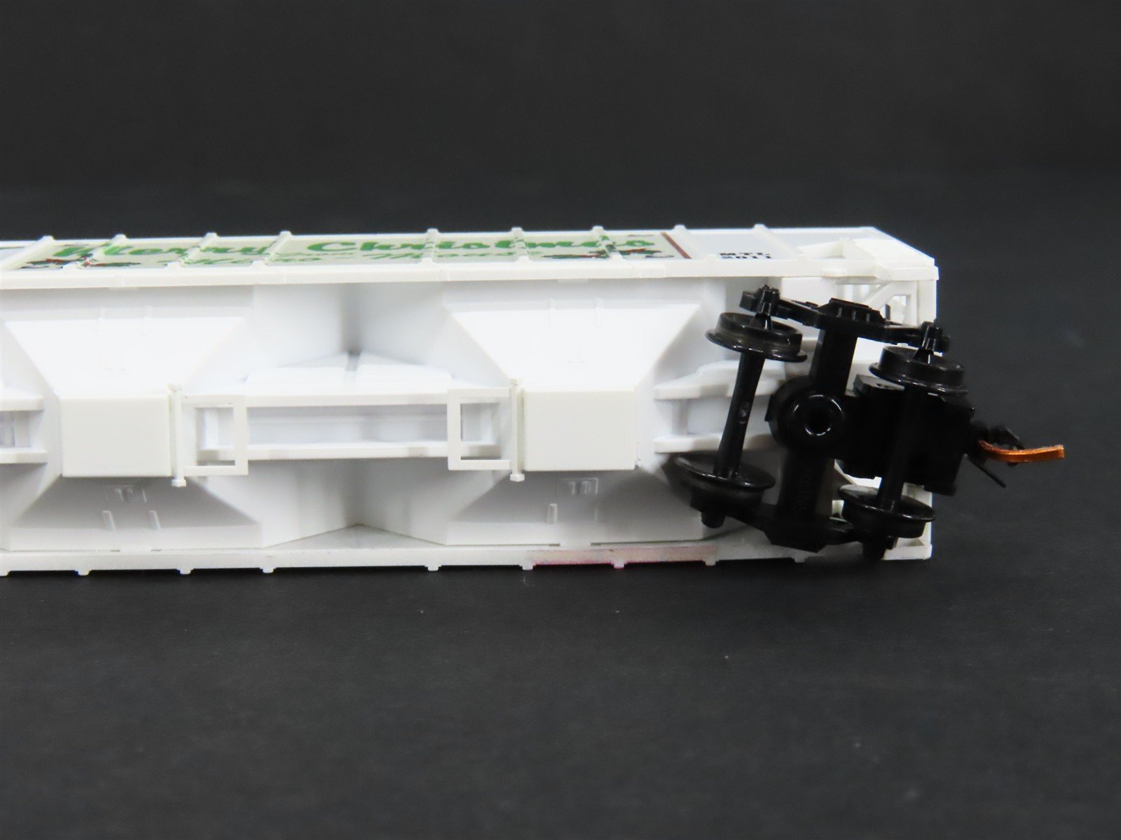 N Micro-Trains MTL 09900120 Merry Christmas From Micro Mouse 3-Bay Hopper #2011