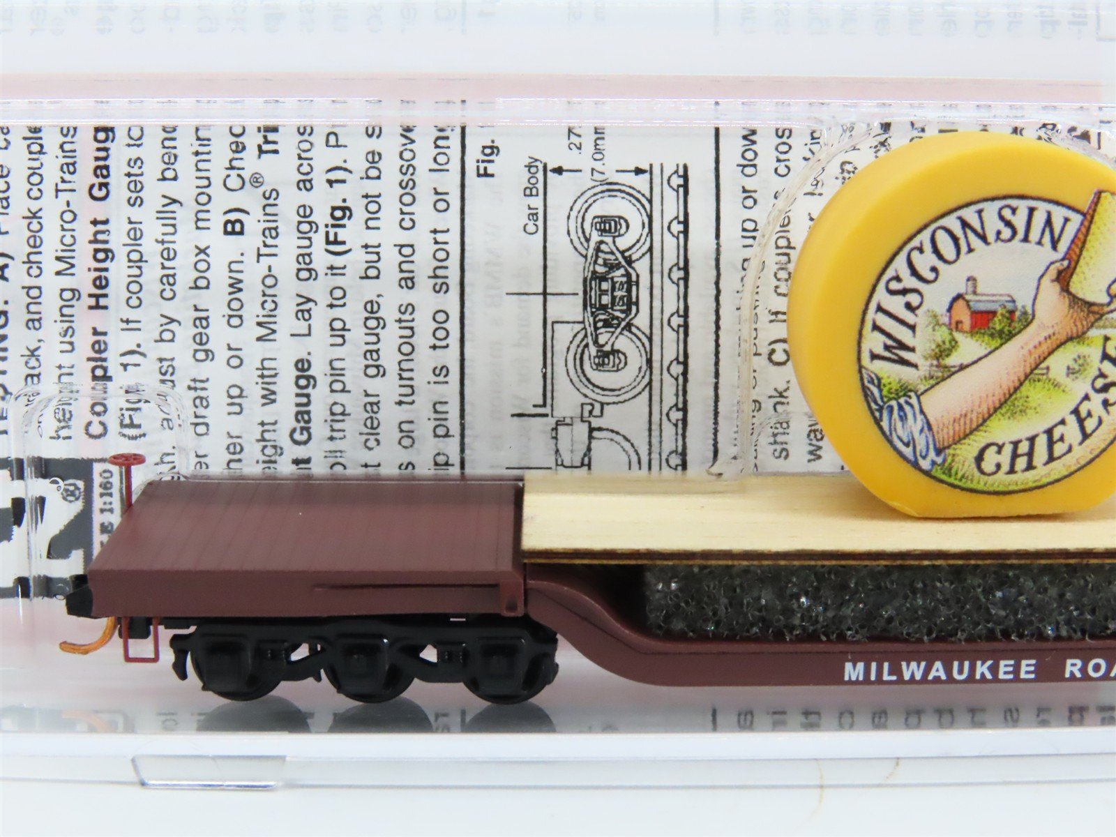 N Micro-Trains MTL NSE 13-52 MILW Milwaukee Flat Car w/ Wisconsin Cheese Load